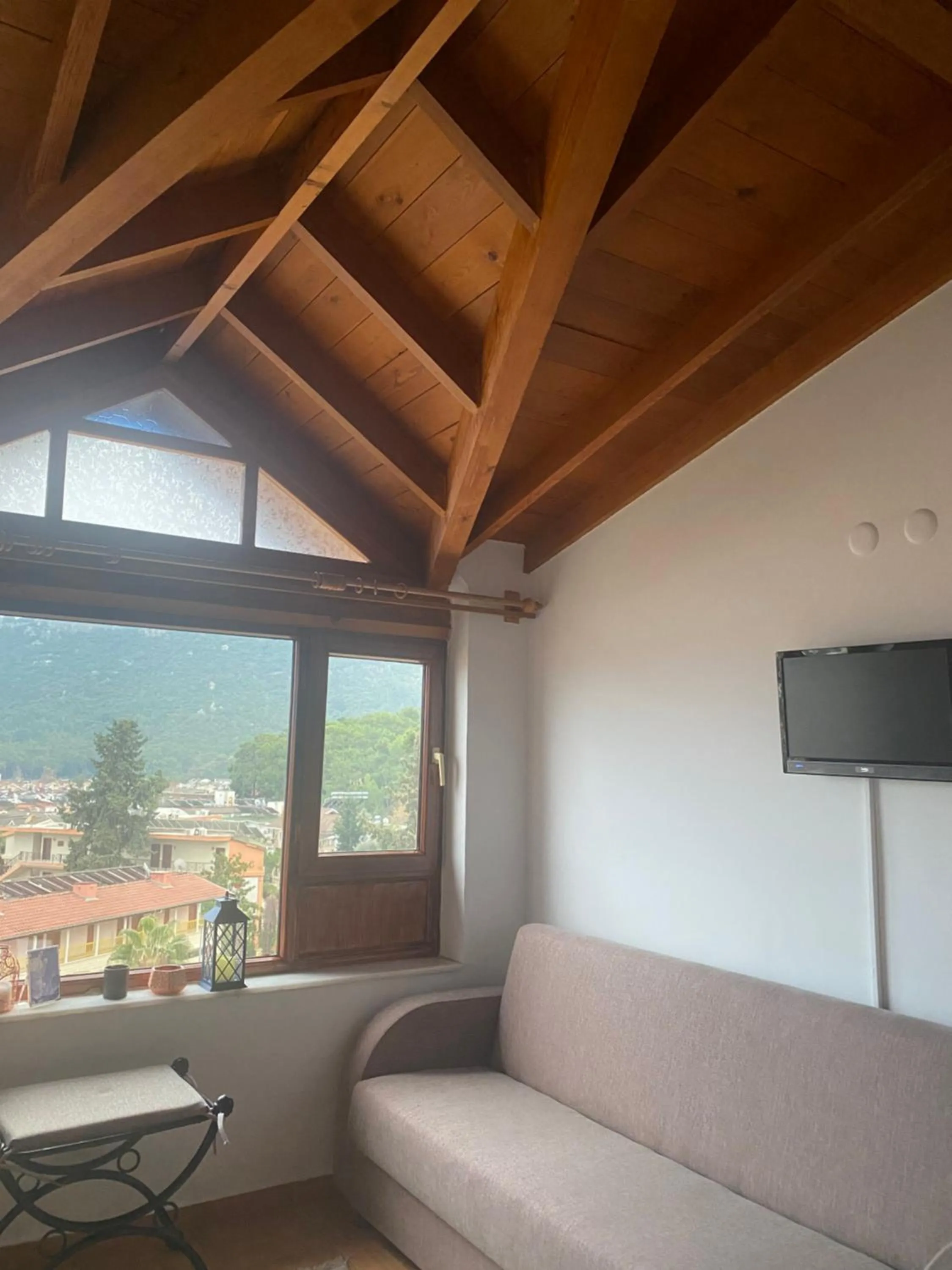 Seating area in NATURELLA APART HOTEL