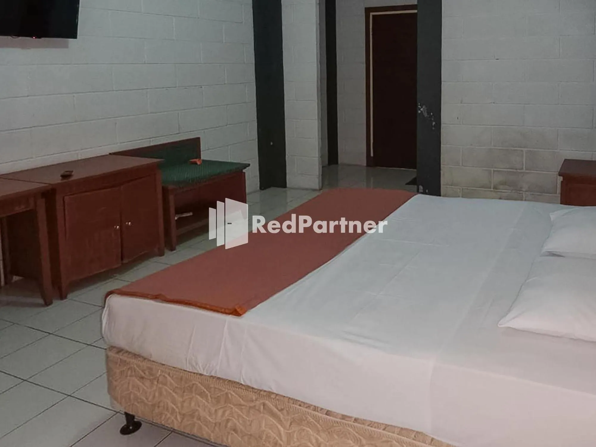 Bed in Kampung Resort Pertiwi RedPartner
