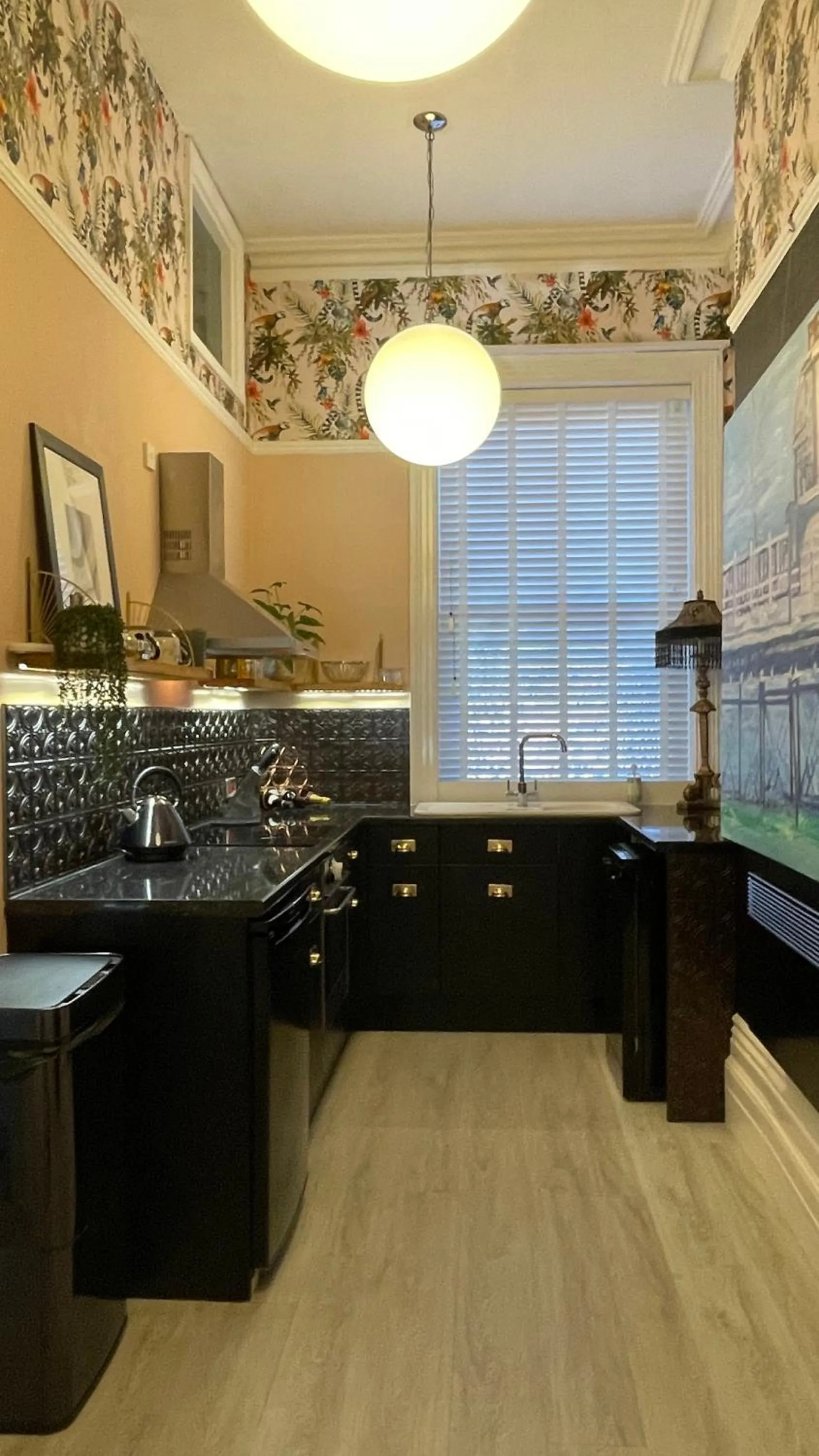 kitchen in The Regency Studio - Stunning Seaview
