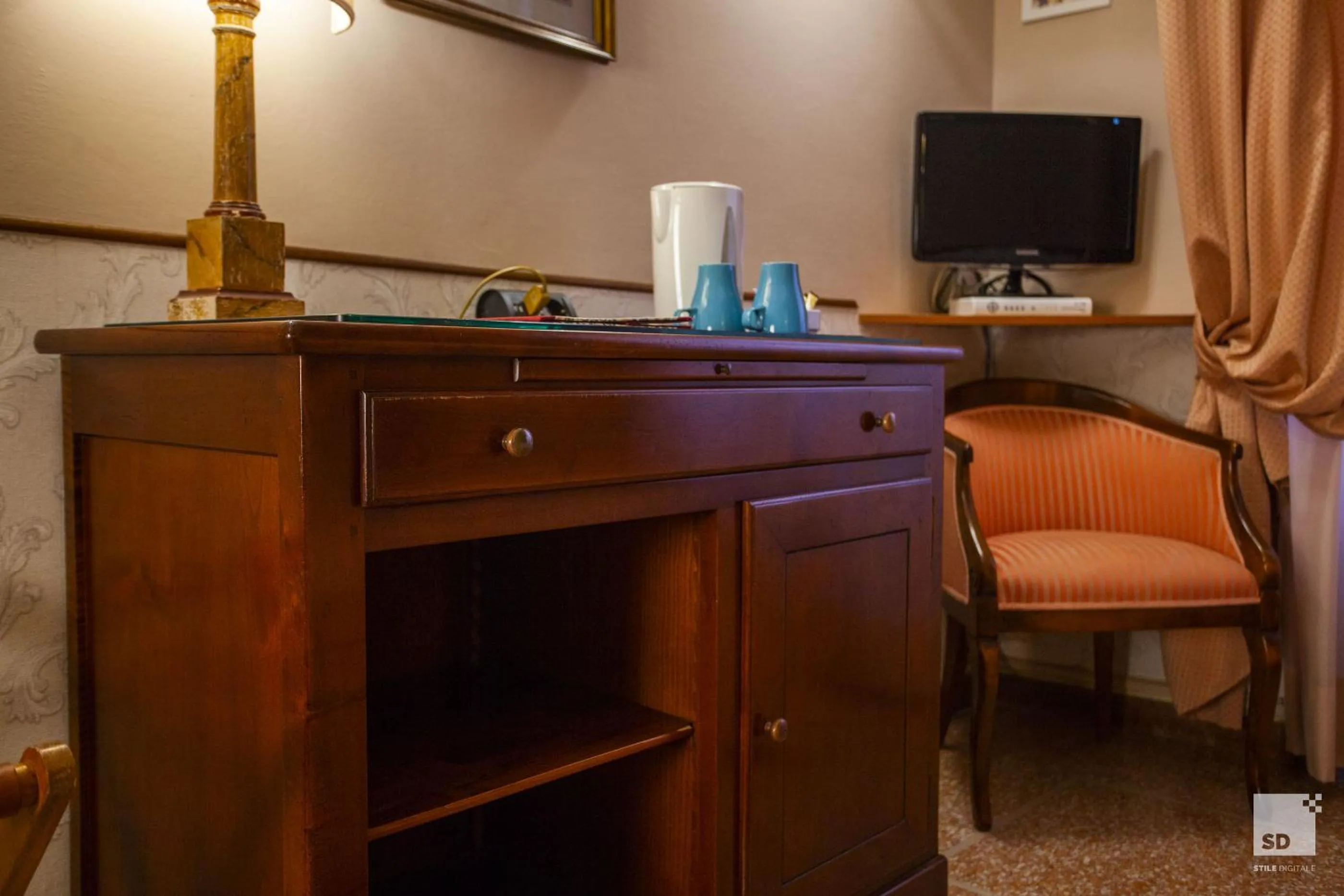 Decorative detail in Hotel La Pace