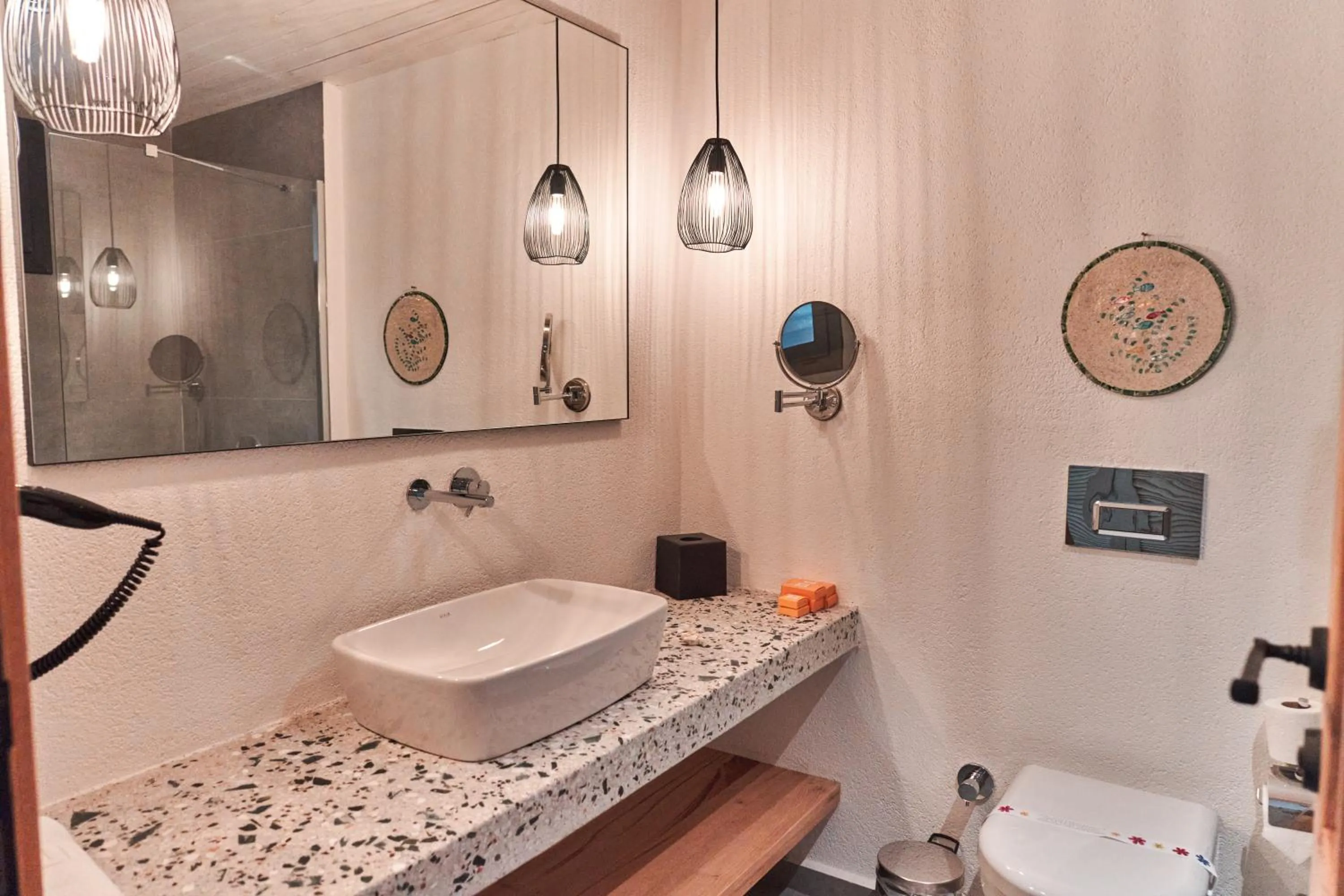 Bathroom in The Pearl Ölüdeniz