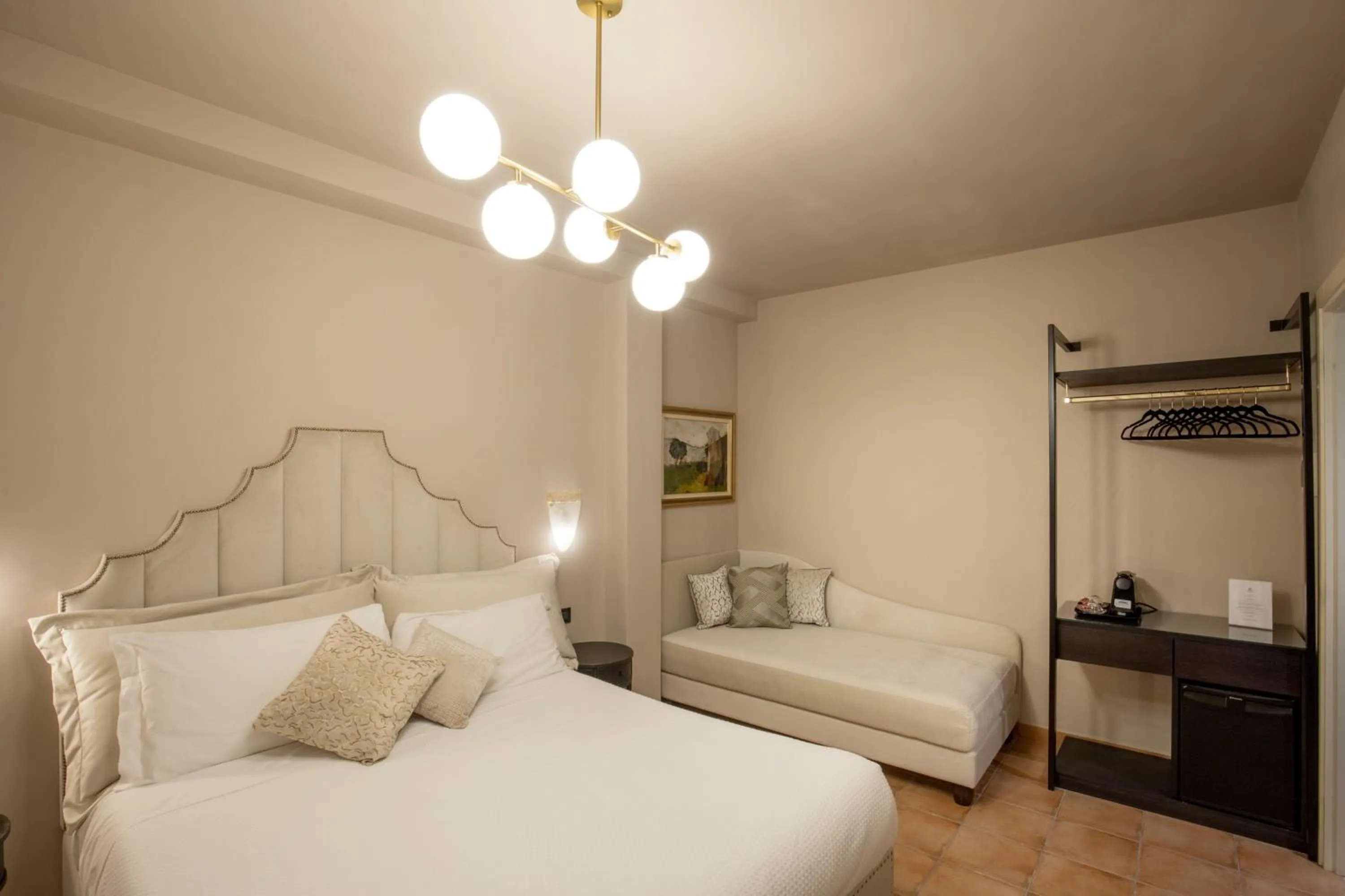 Photo of the whole room, Bed in Daplace - Antica Casa Coppo 1