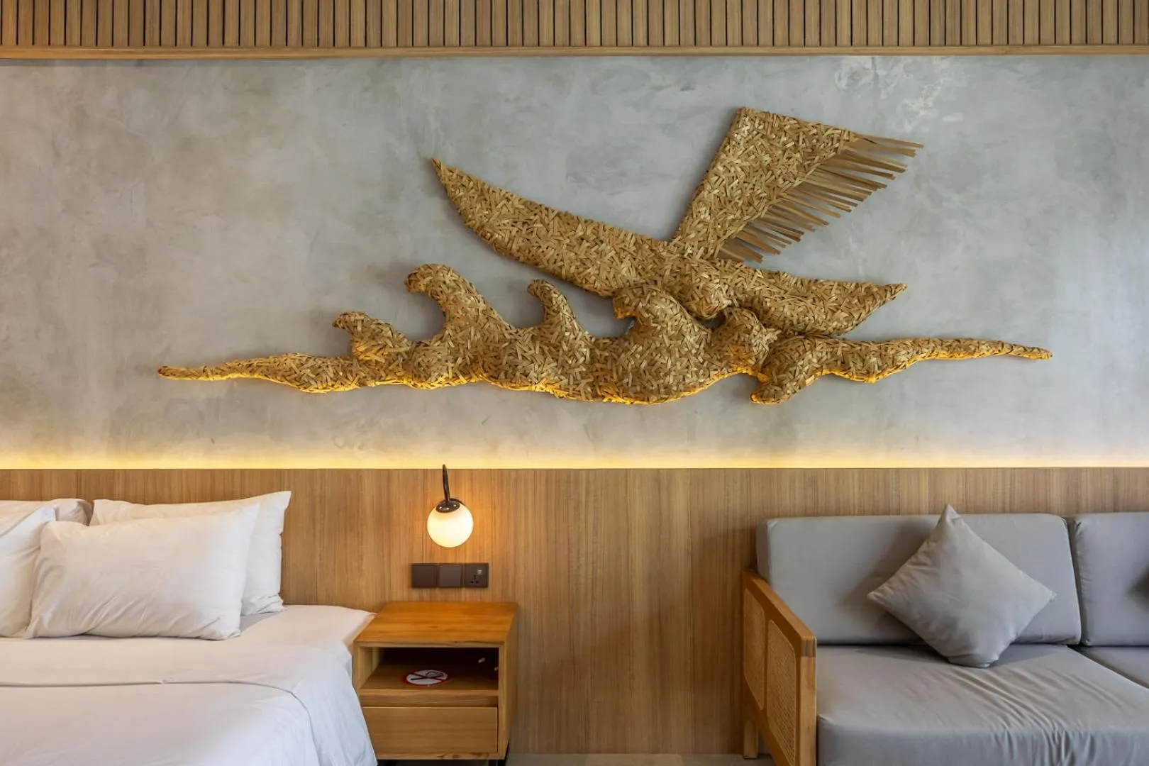 Bedroom, Bed in The Wave