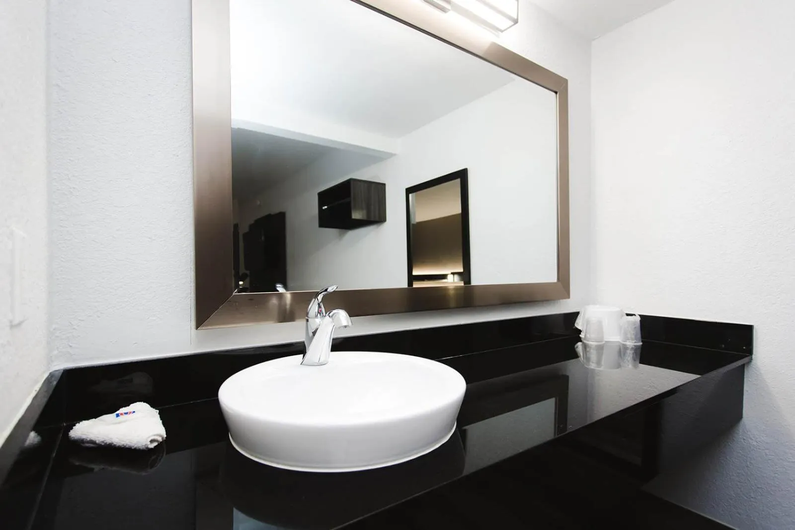 Bathroom in Studio 6 Houston TX Medical Center NRG Stadium