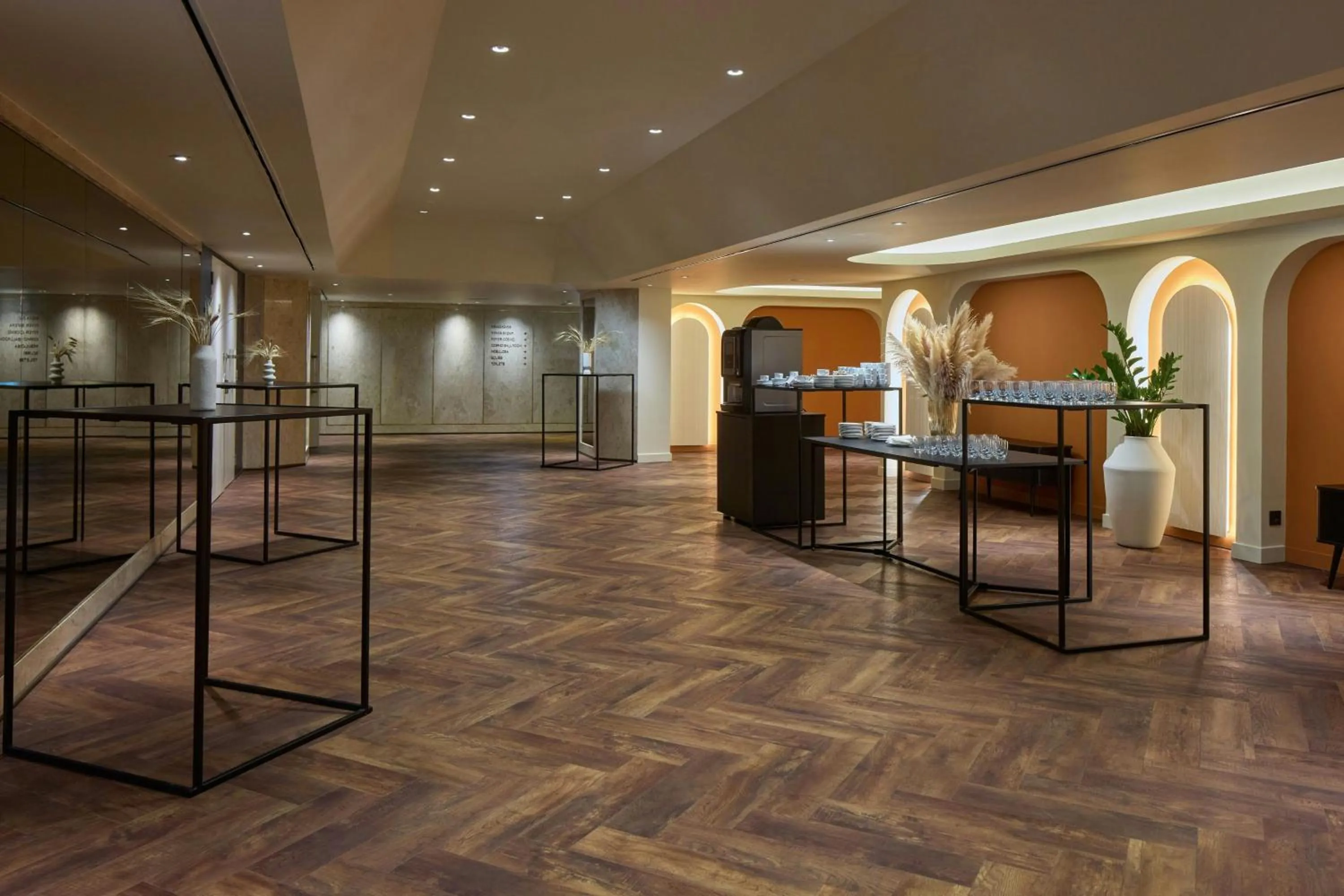 Meeting/conference room in Cardo Roma, Autograph Collection