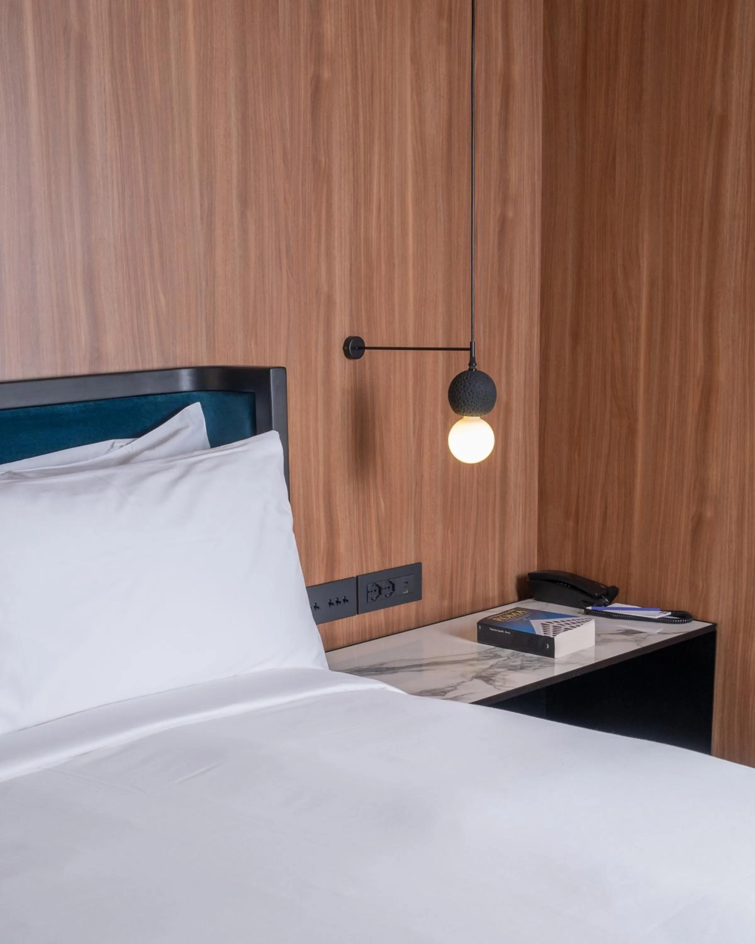 Bed in Cardo Roma, Autograph Collection