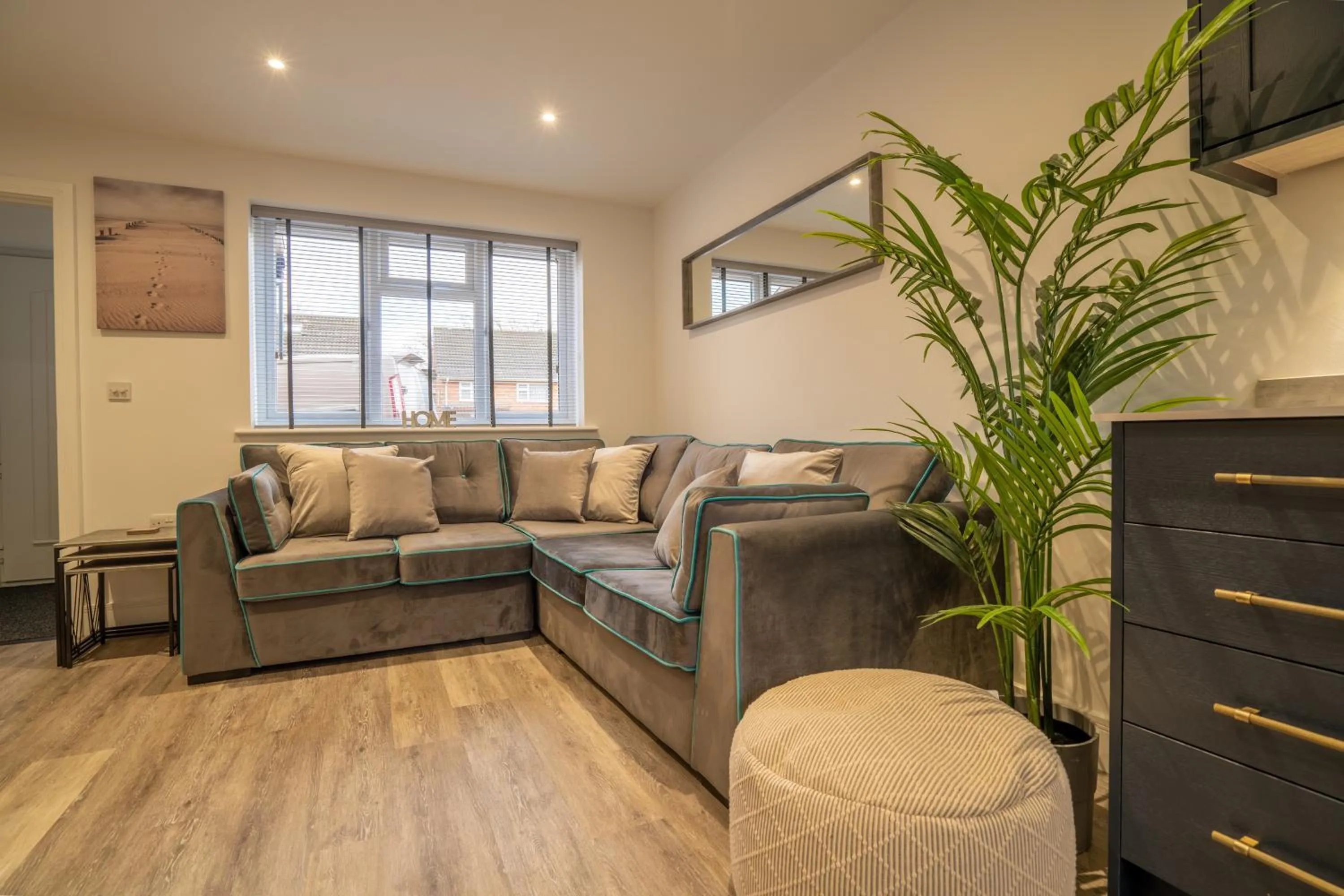 Living room in Mill Road Ground Floor Apartment