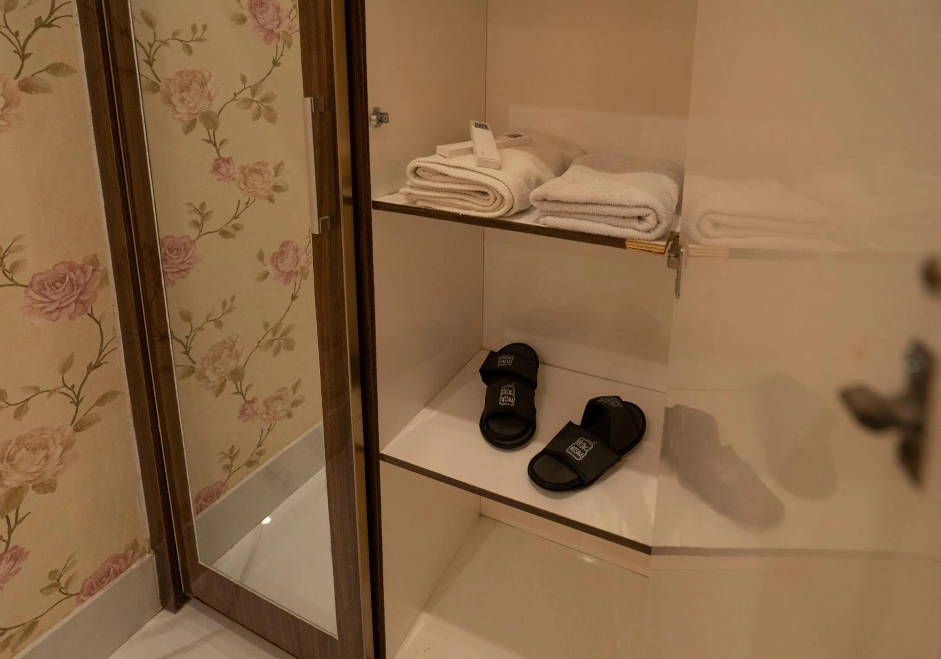 Wisma D’King RedPartner