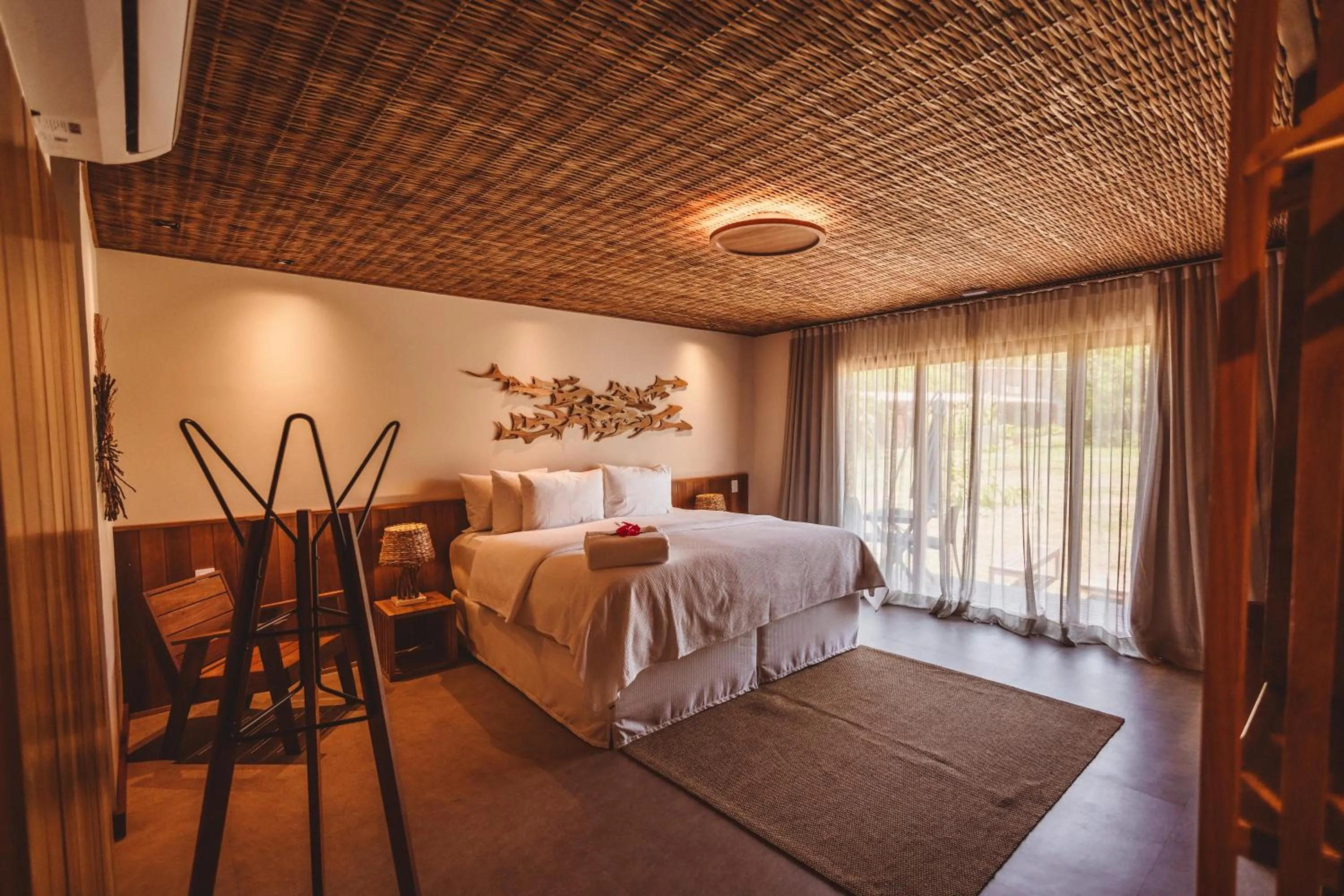 Photo of the whole room, Bed in Pousada Moana