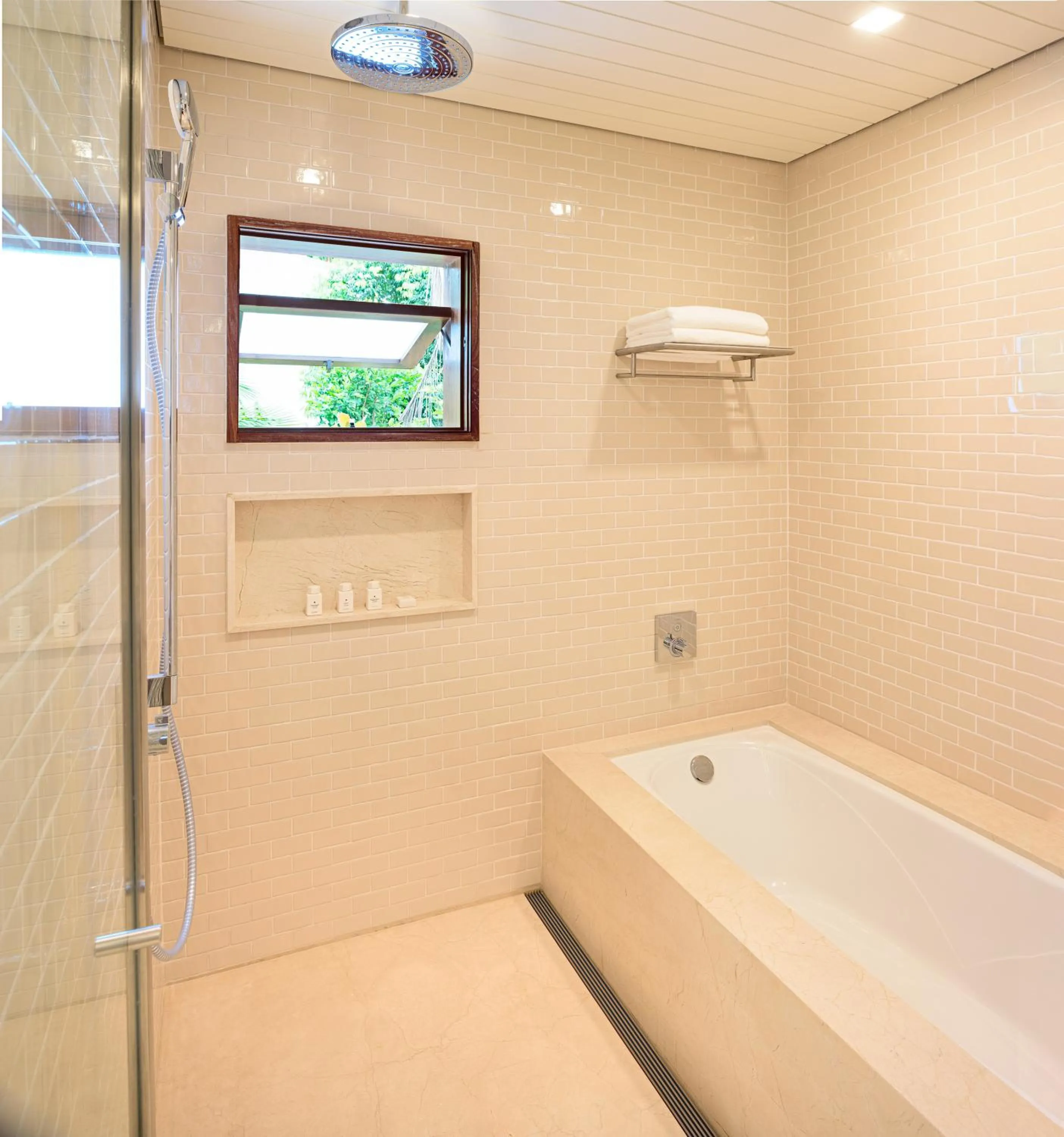 Bath in Hotel Fasano Trancoso