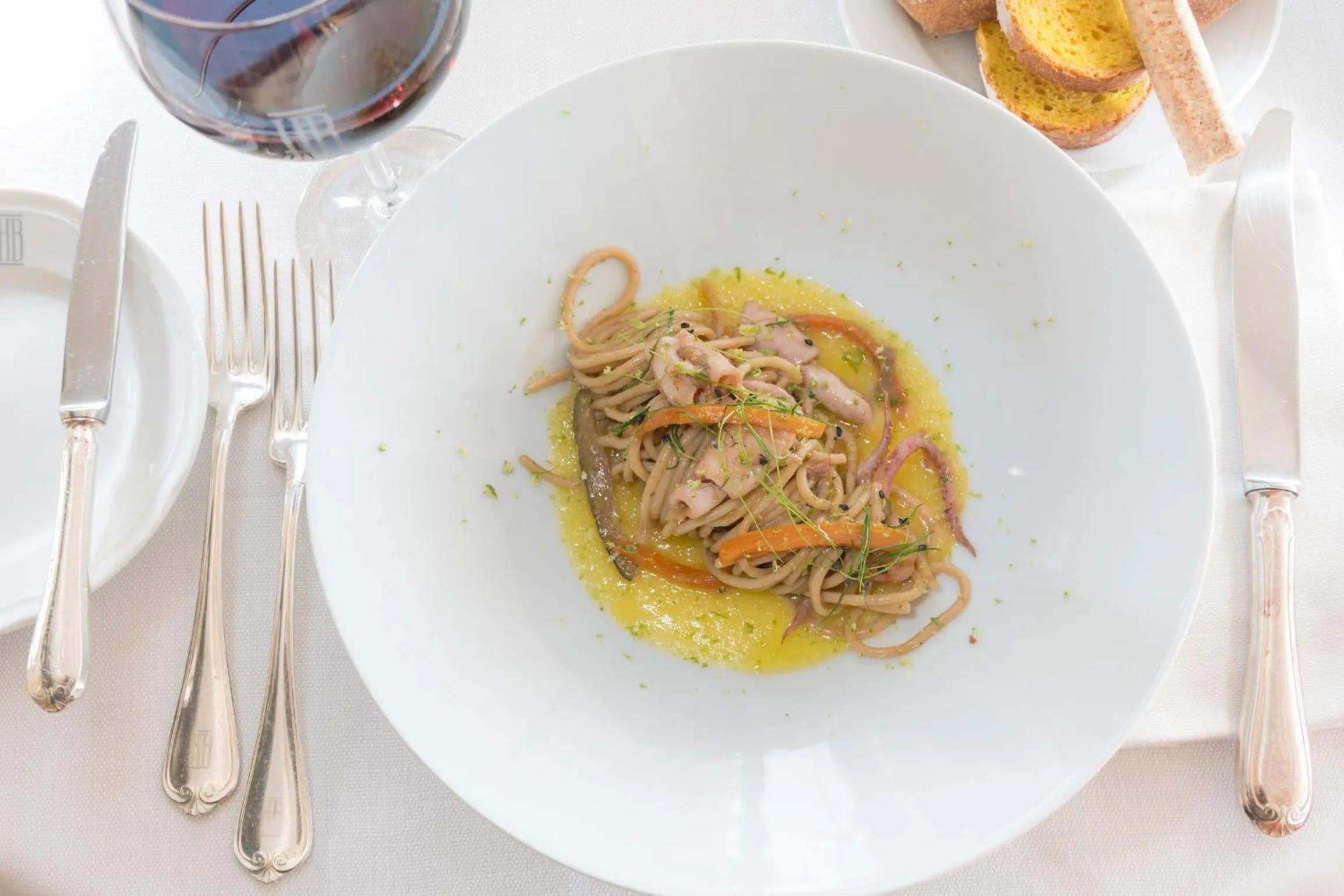 Food and drinks in Bettoja Hotel Atlantico