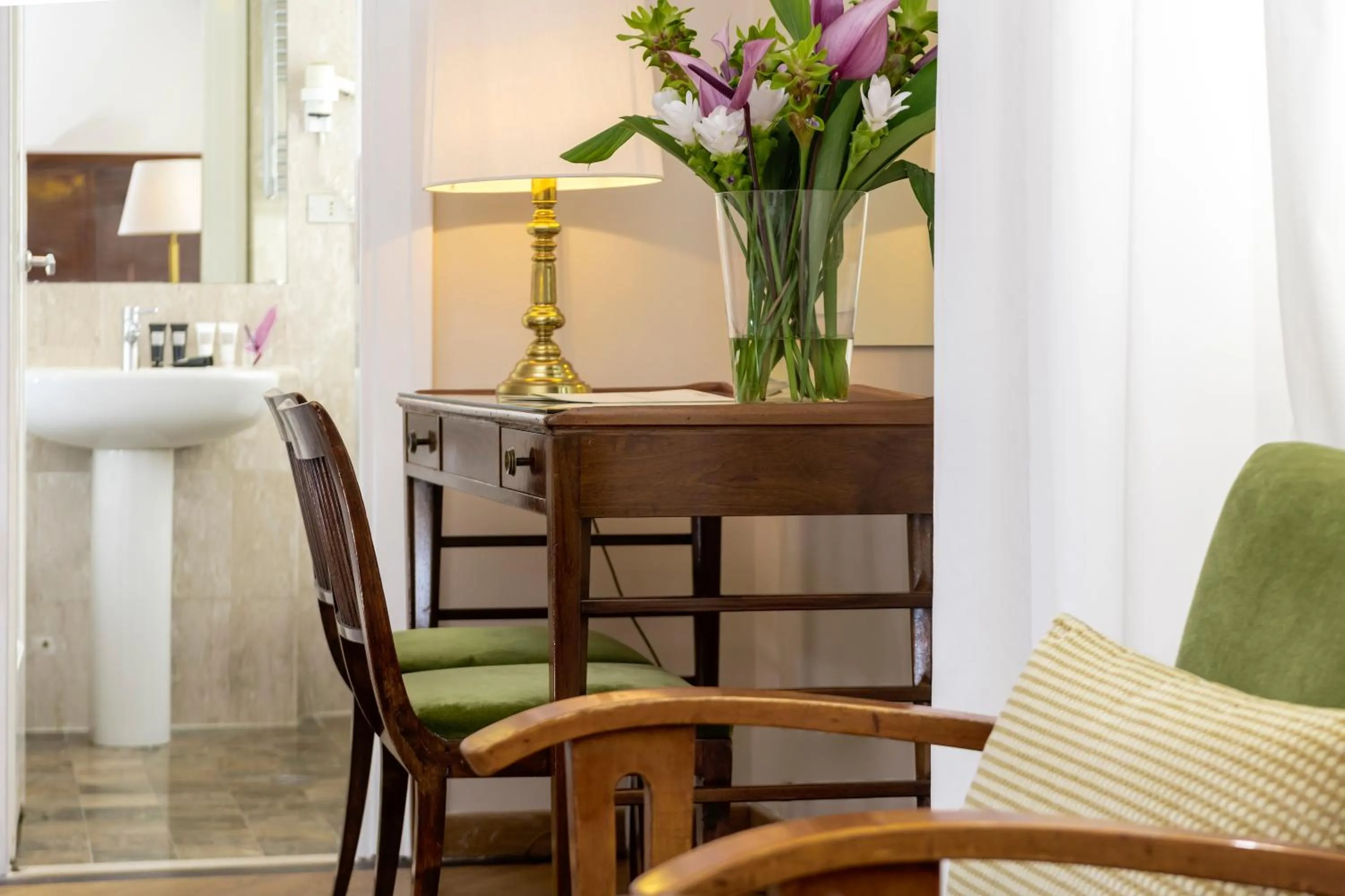 Bathroom in Bettoja Hotel Atlantico