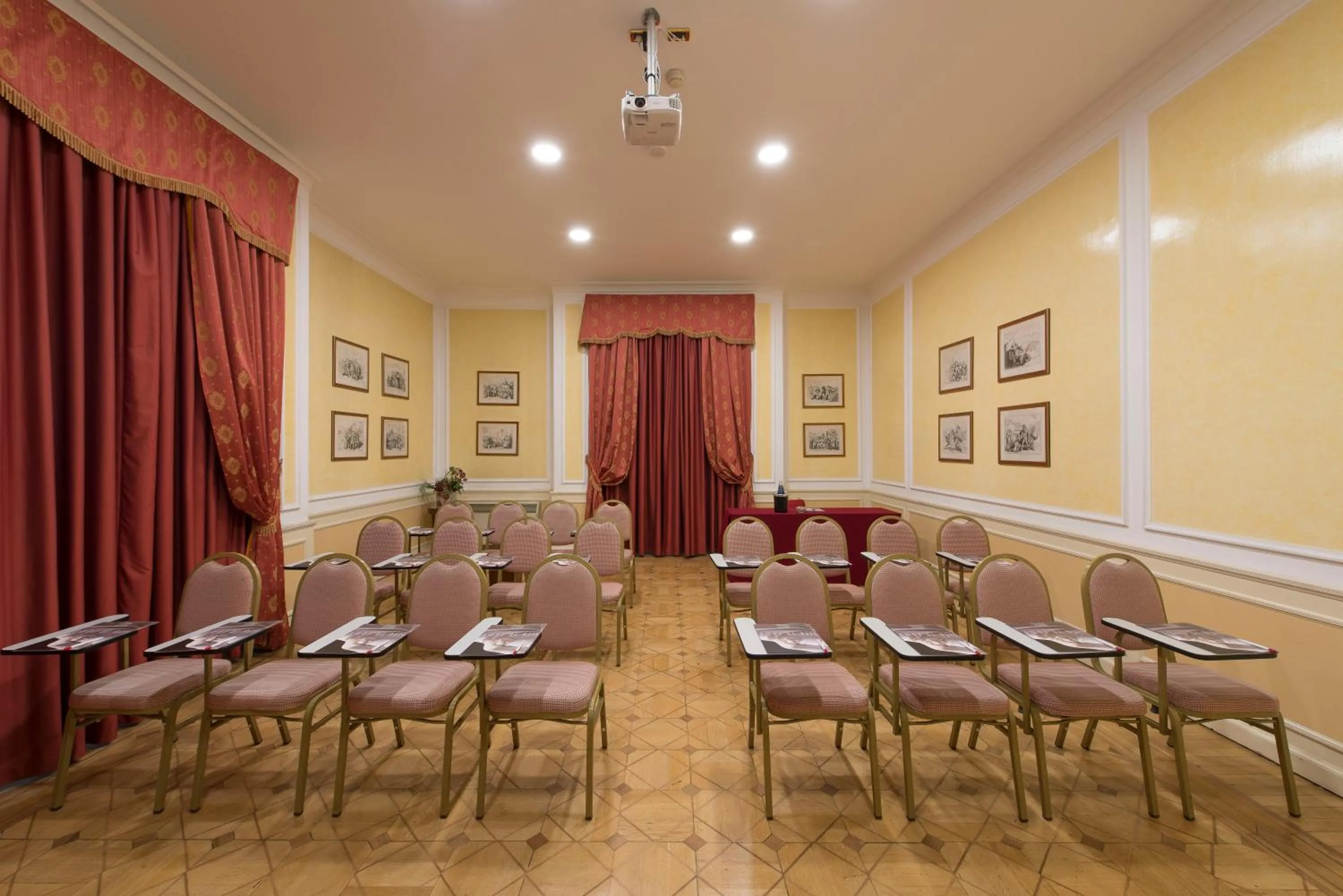 Meeting/conference room in Bettoja Hotel Atlantico