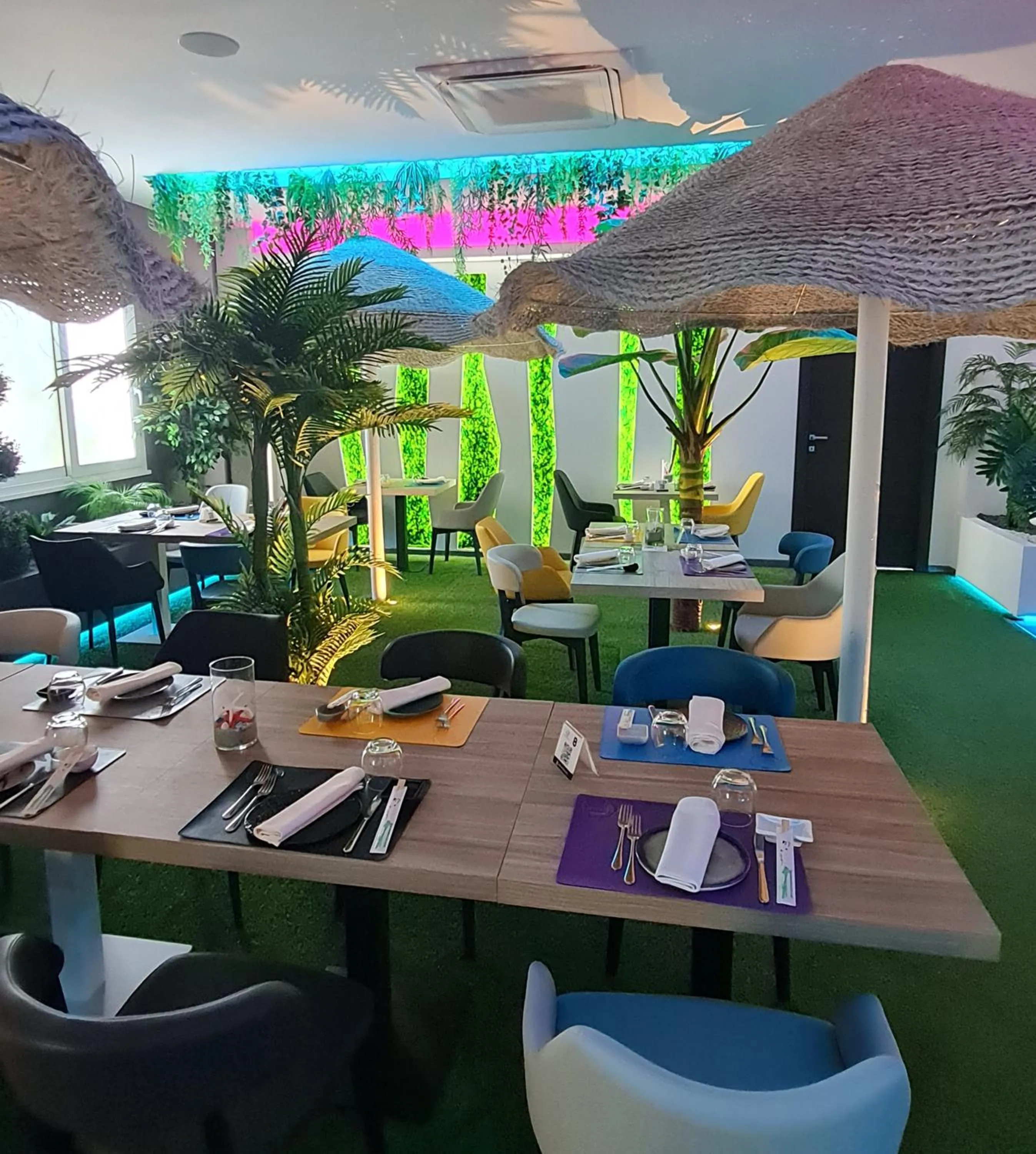 Restaurant/places to eat in La Bussola Hotel Calabria