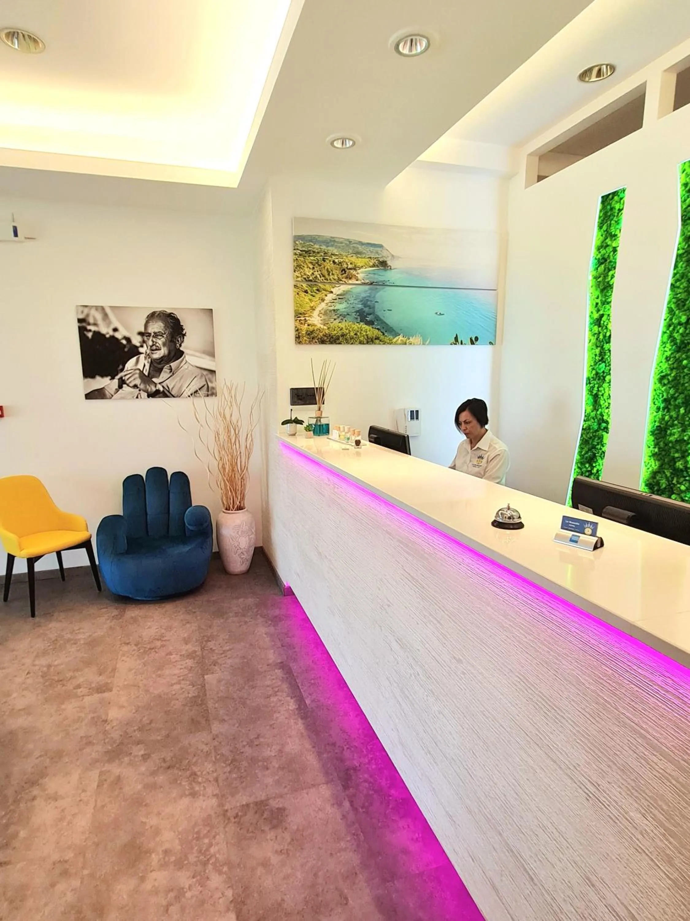 Lobby or reception in La Bussola Hotel Calabria