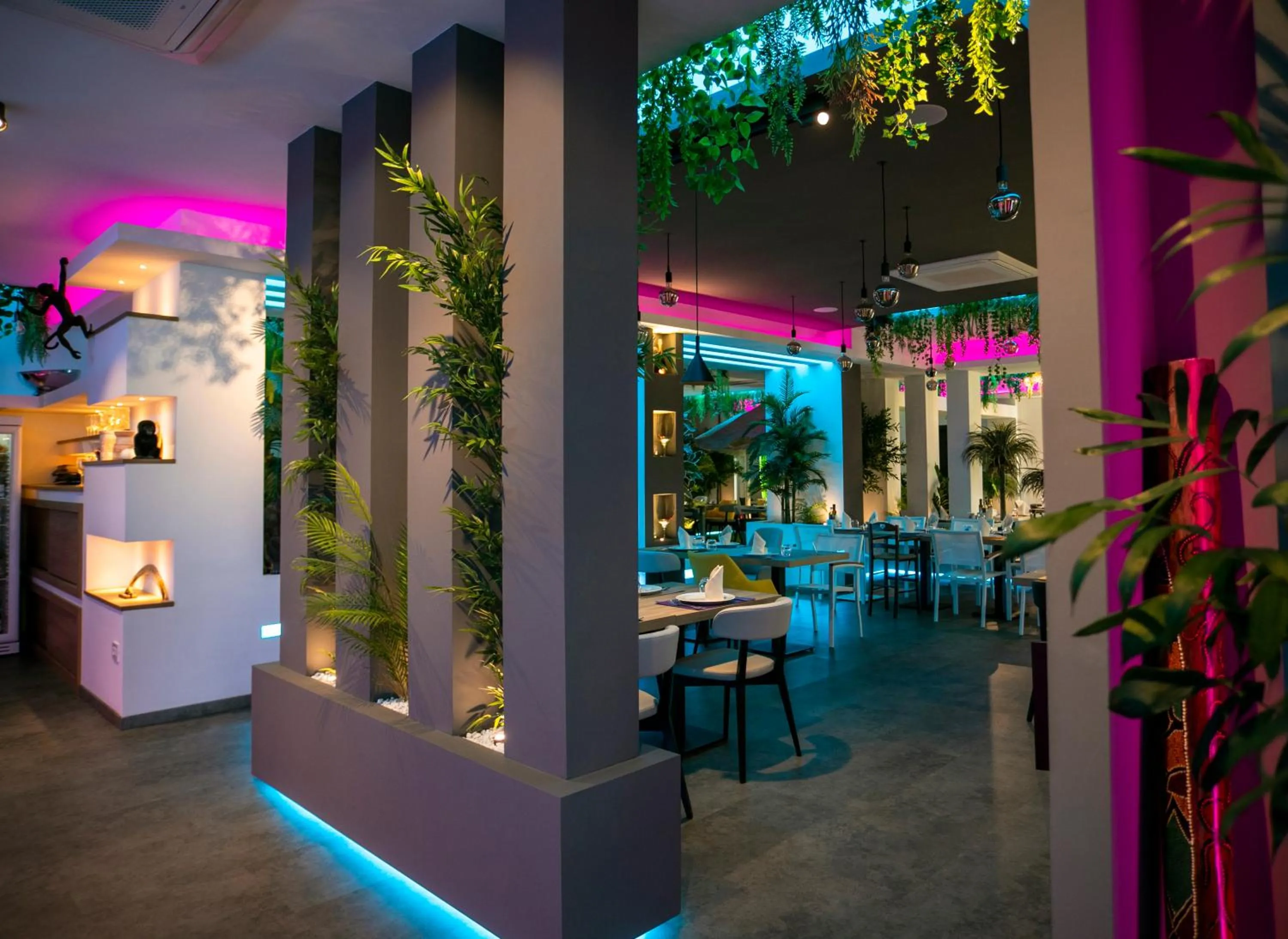 Restaurant/places to eat in La Bussola Hotel Calabria