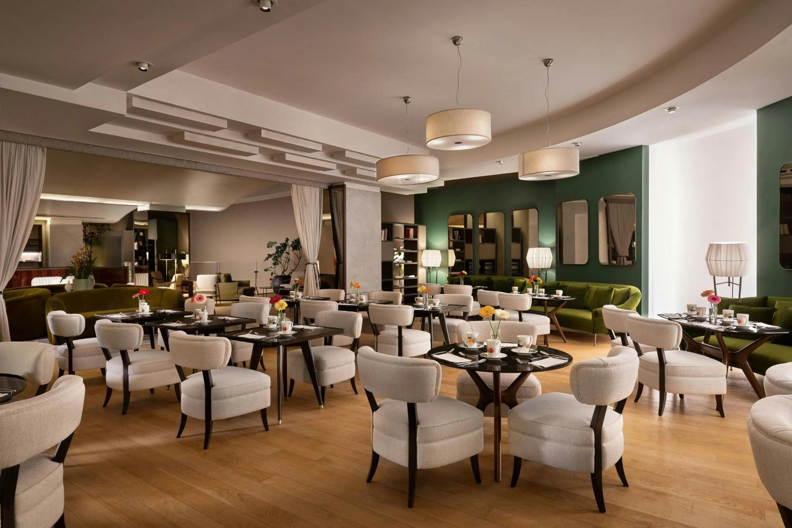 Breakfast in Sheraton Lake Como Hotel