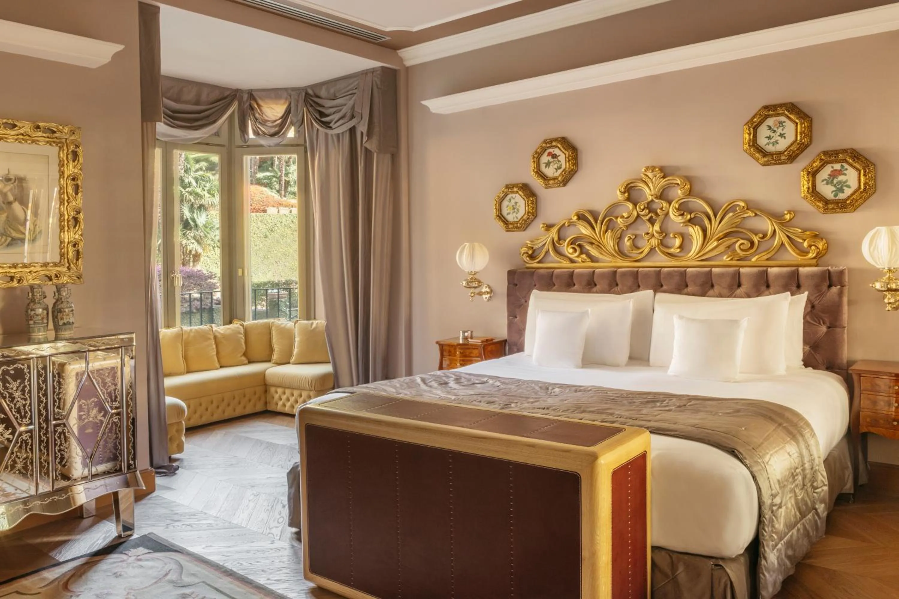 Bedroom, Bed in Grand Hotel Tremezzo