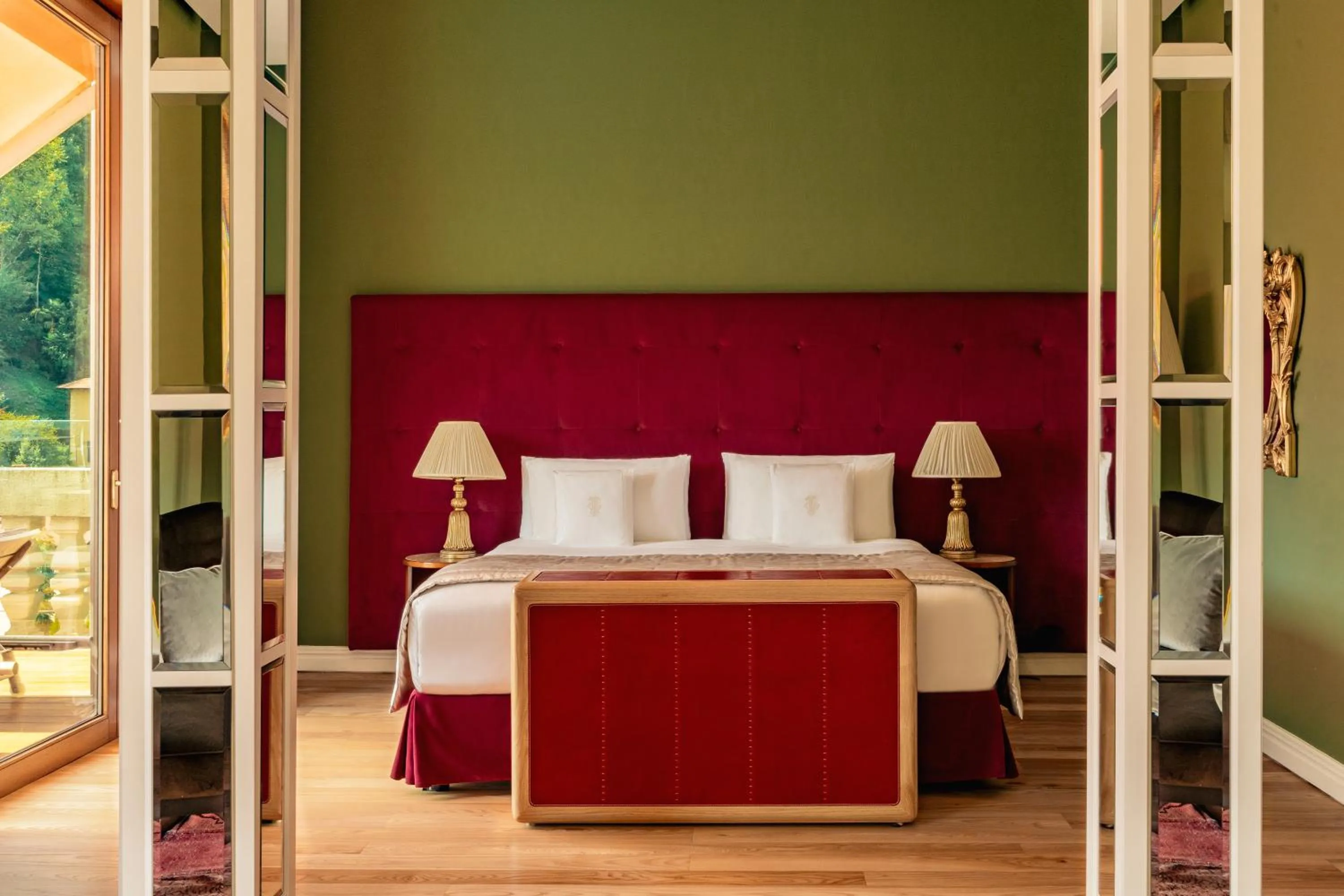 Bedroom, Bed in Grand Hotel Tremezzo