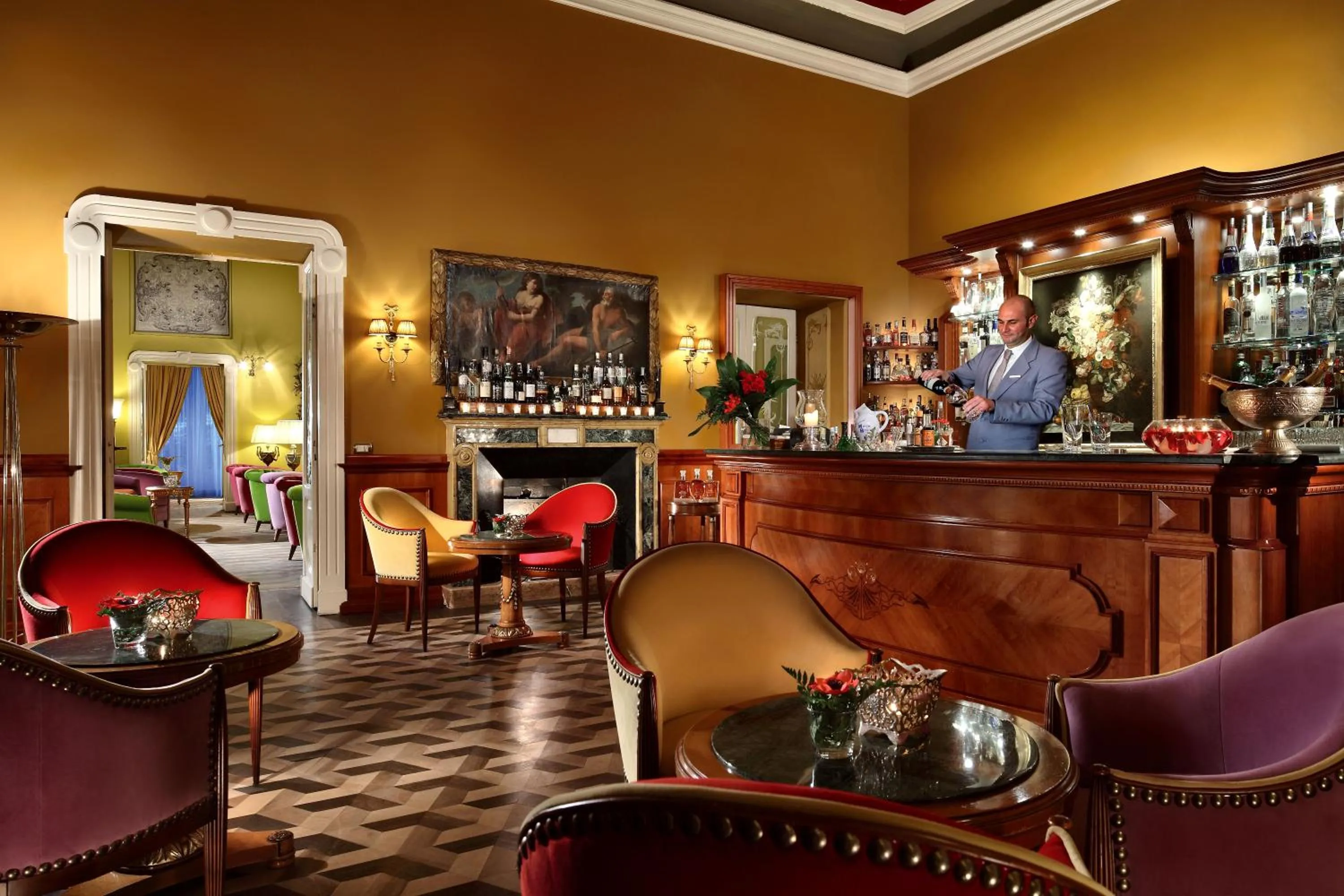 Lounge or bar in Grand Hotel Tremezzo