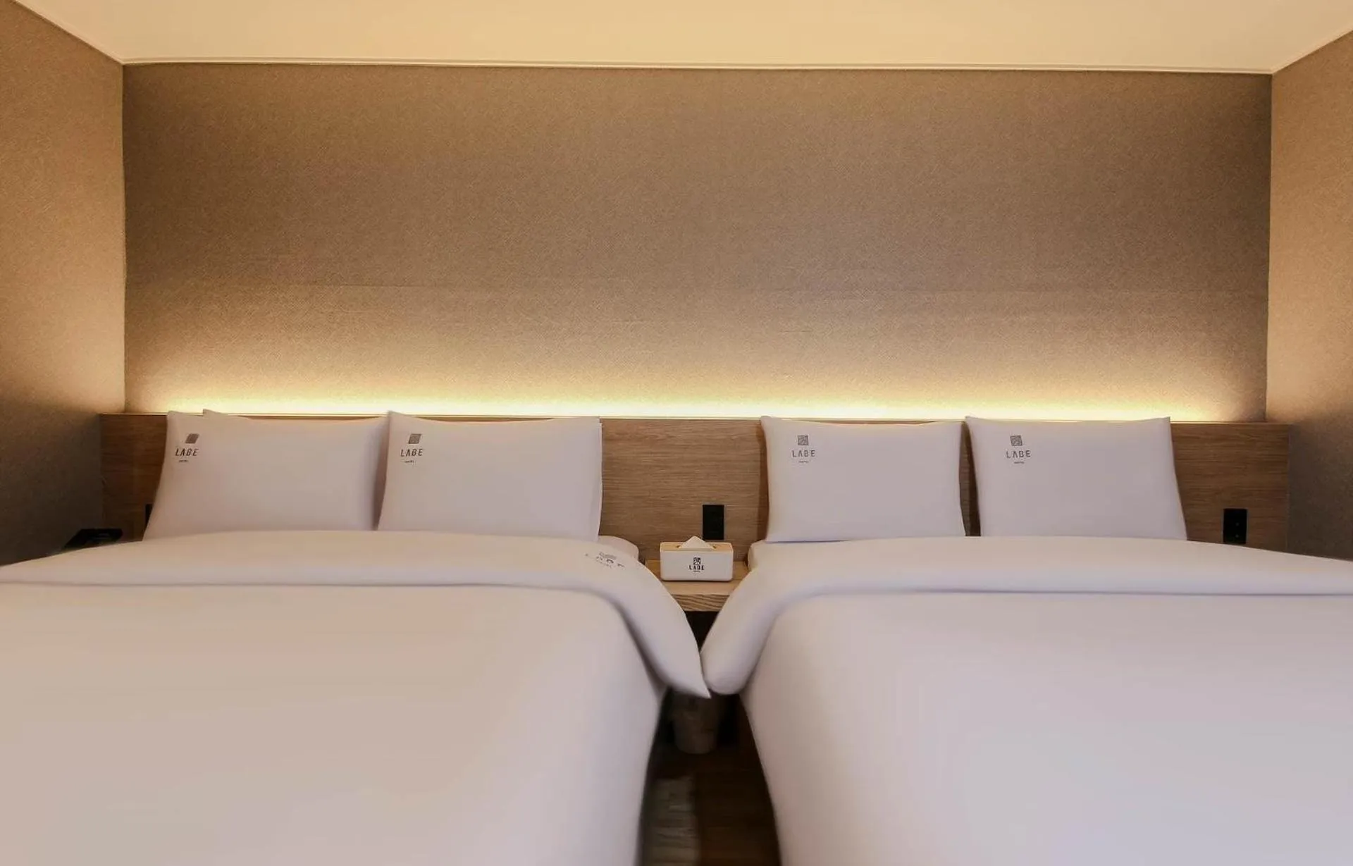 Bedroom, Bed in LABE Hotel