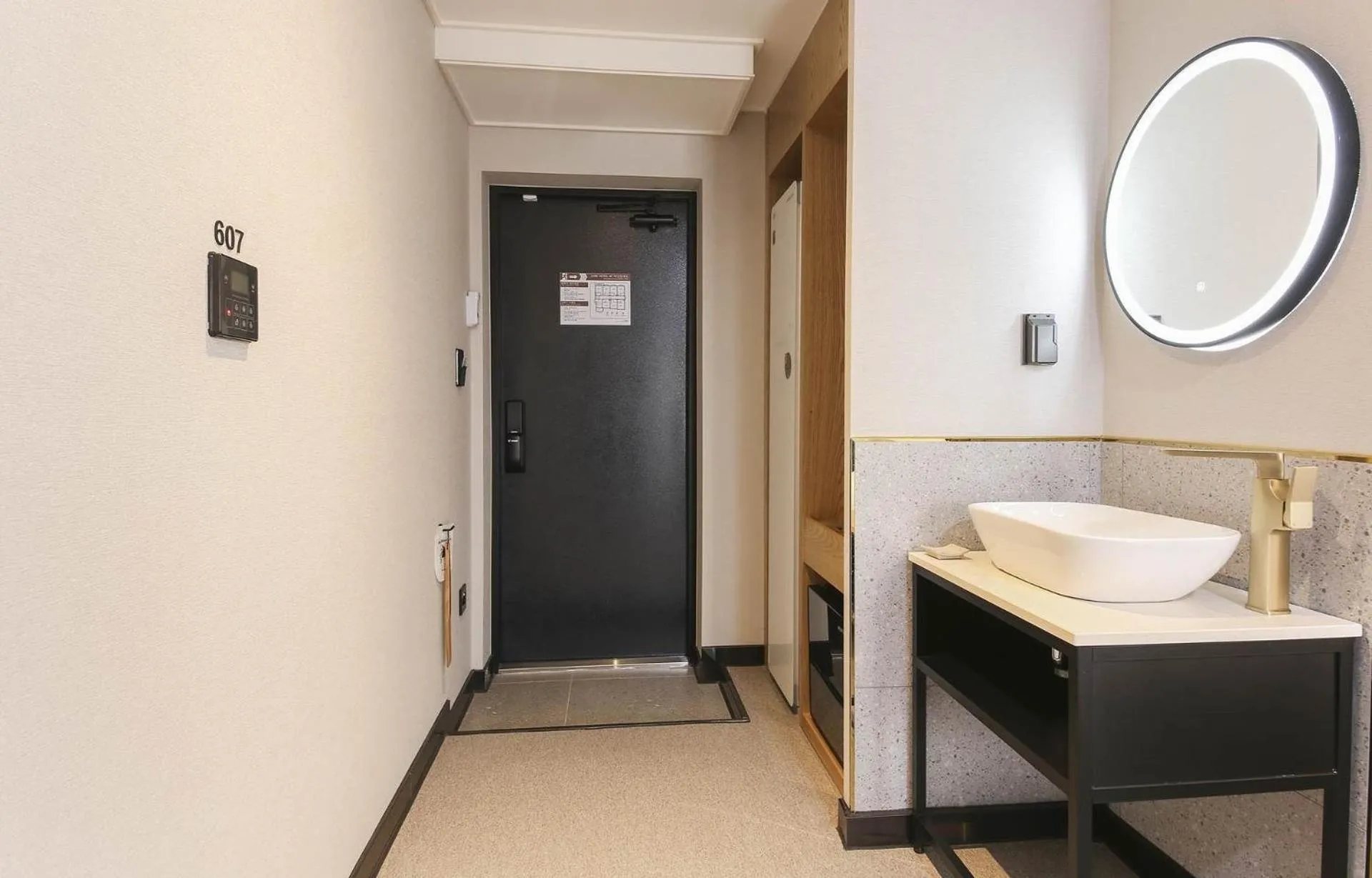 Bedroom in LABE Hotel