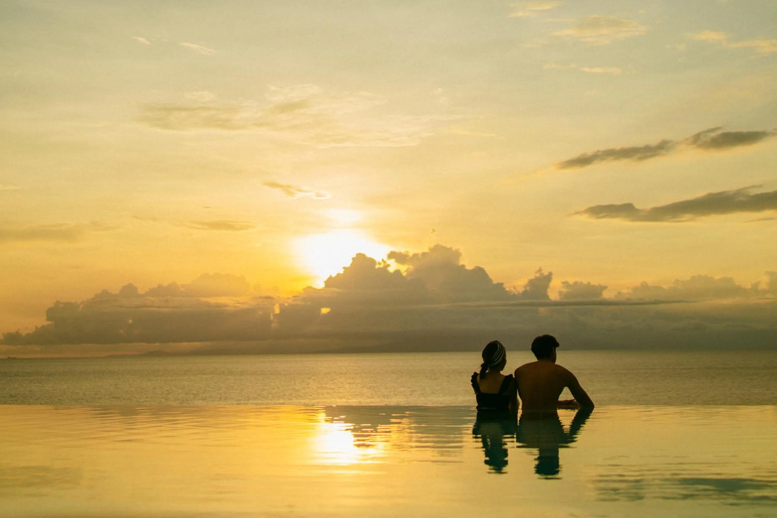 Swimming pool in Royal Avila Boutique Resort
