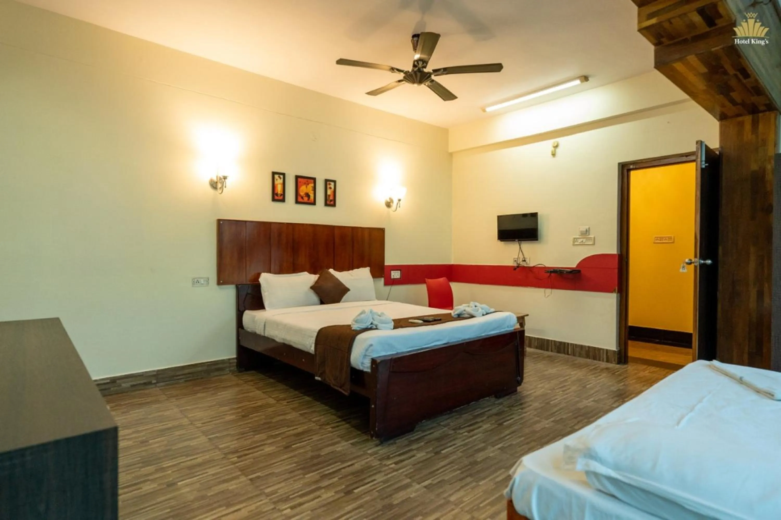 Bedroom, Bed in Hotel The King's