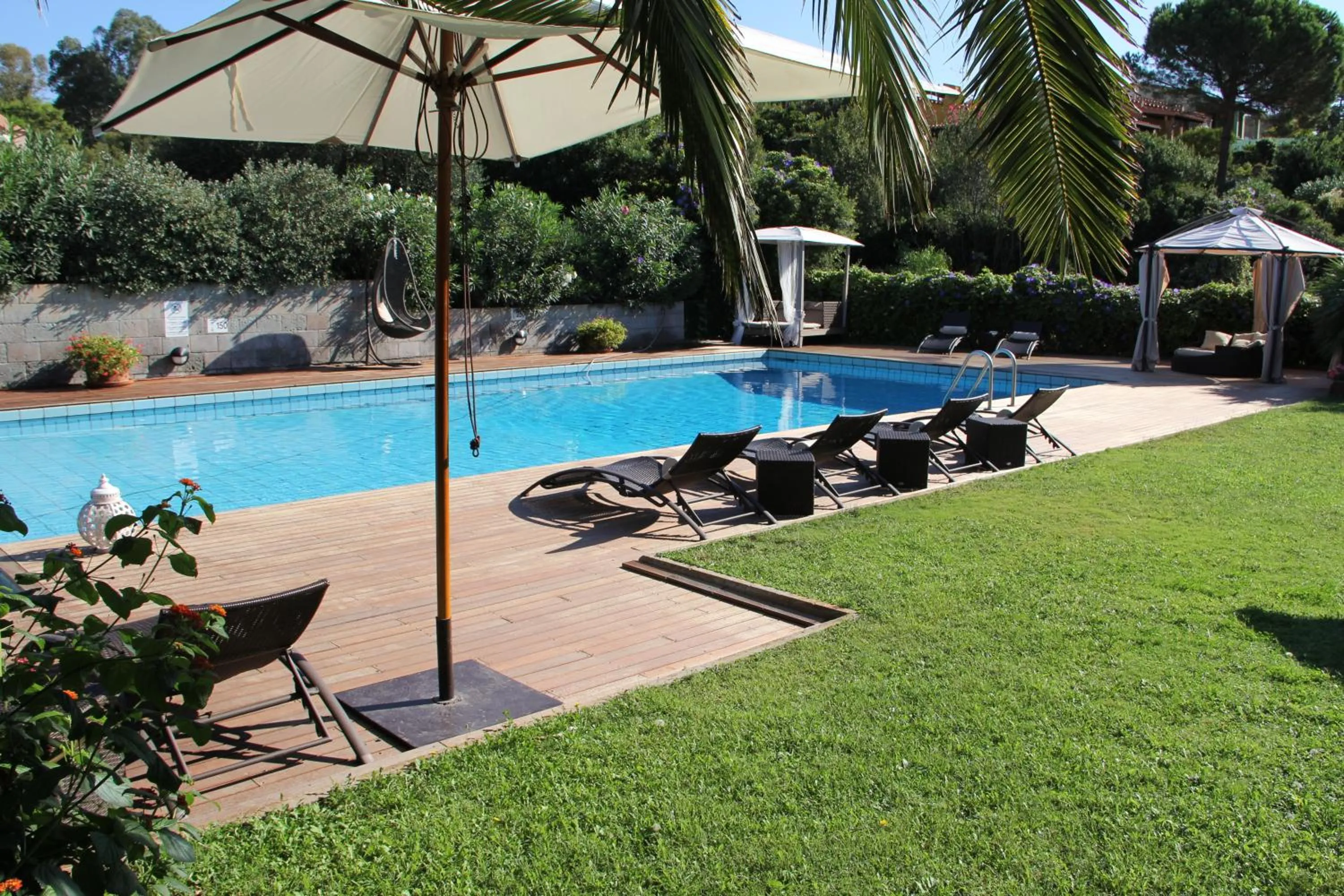 Day in Albaruja Hotel