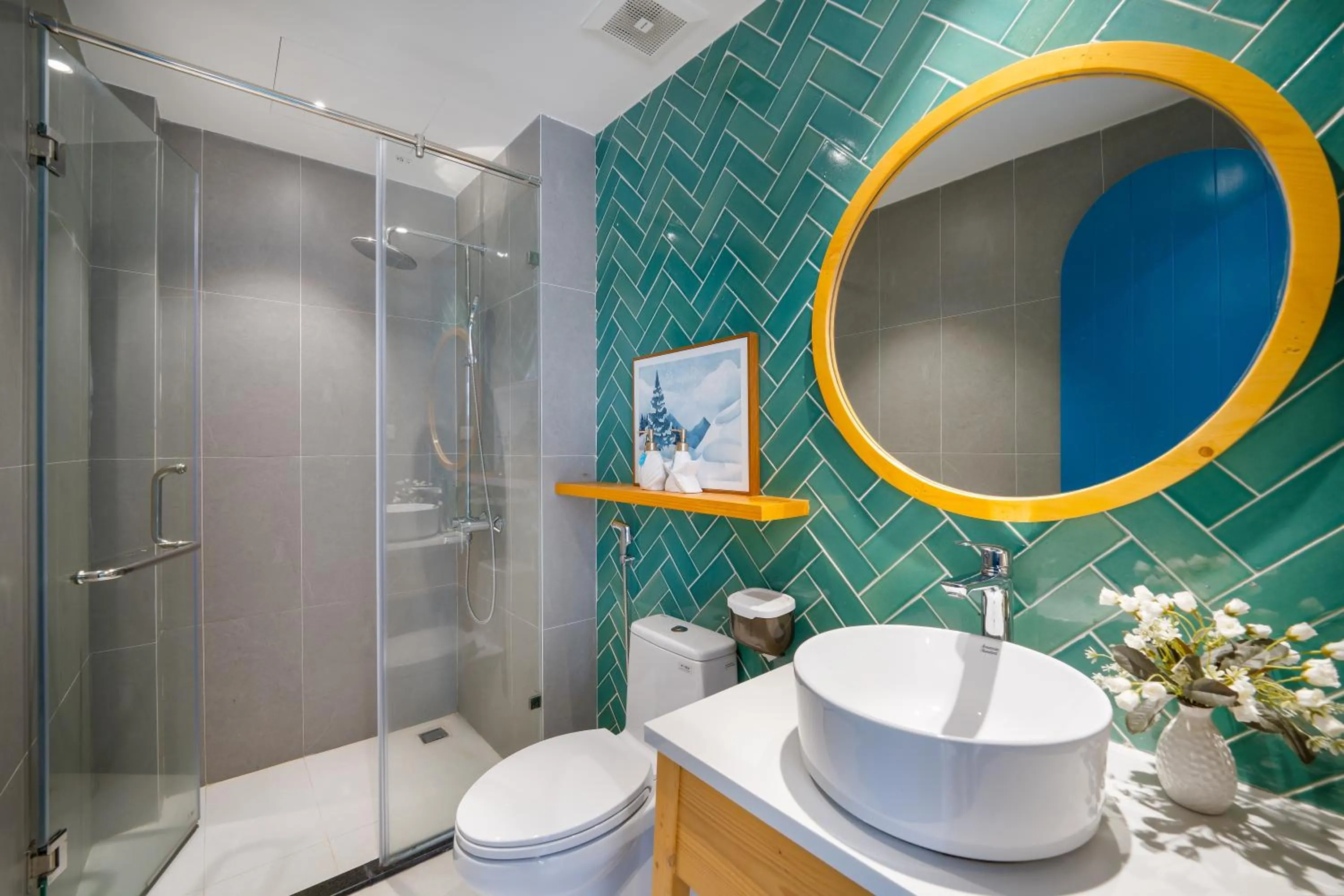 Shower in Santori Hotel And Spa