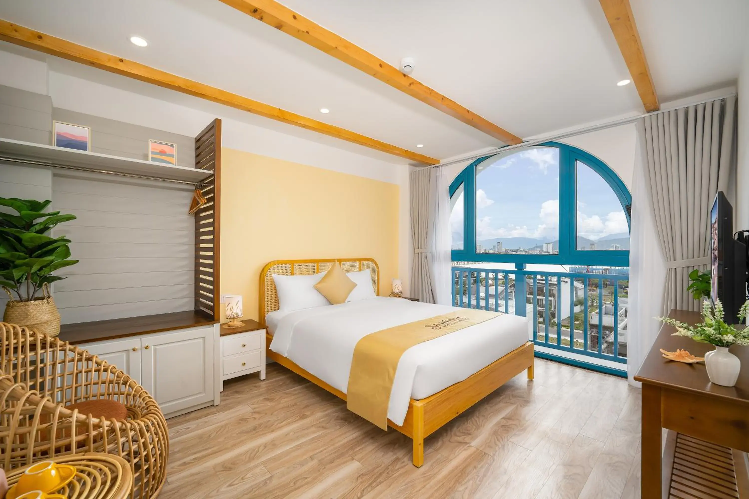 Deluxe Double Room with Shower in Santori Hotel And Spa Deluxe Double Room with Shower in Santori Hotel And Spa