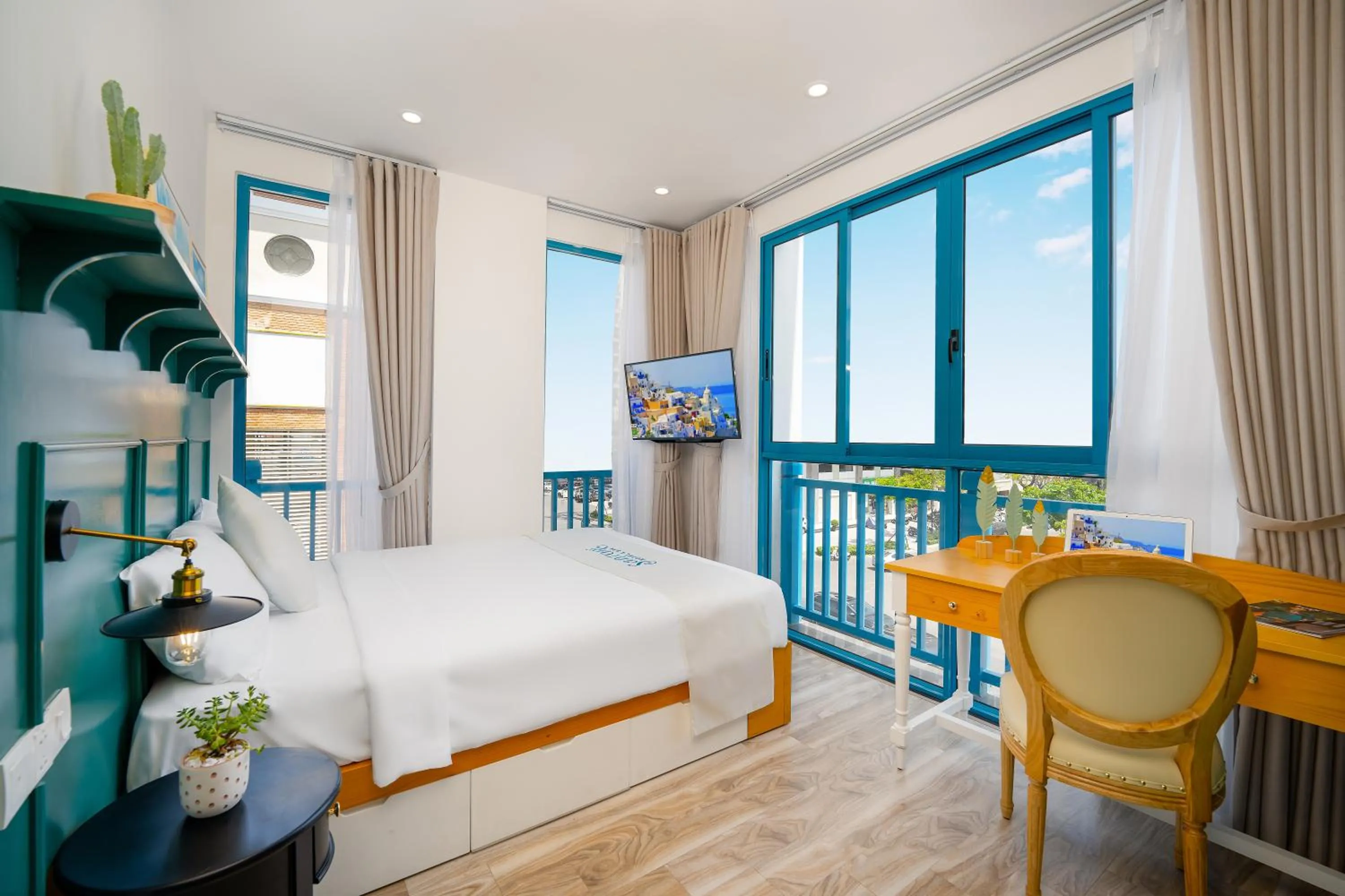 Photo of the whole room in Santori Hotel And Spa