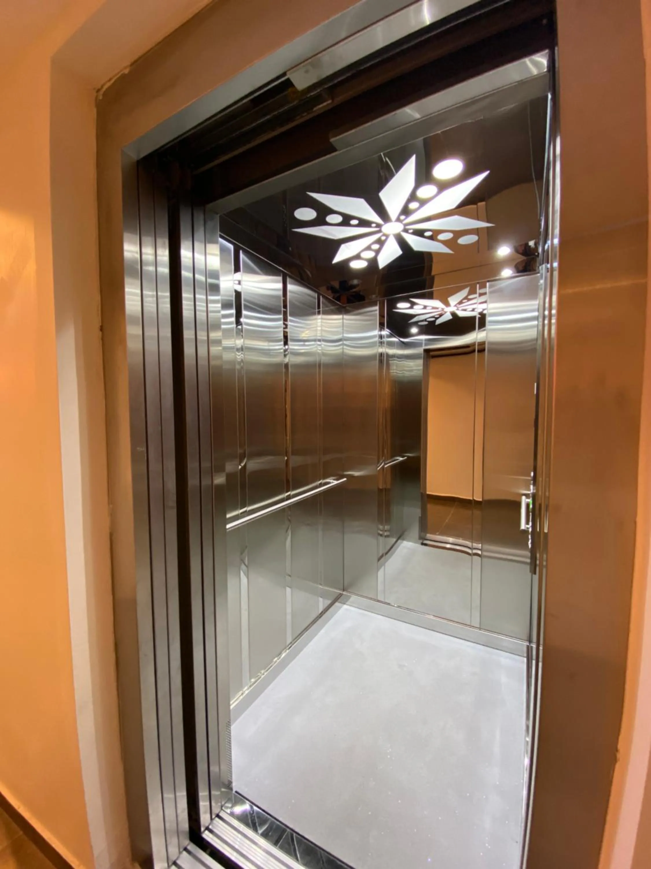 elevator in Mina Life Hotel