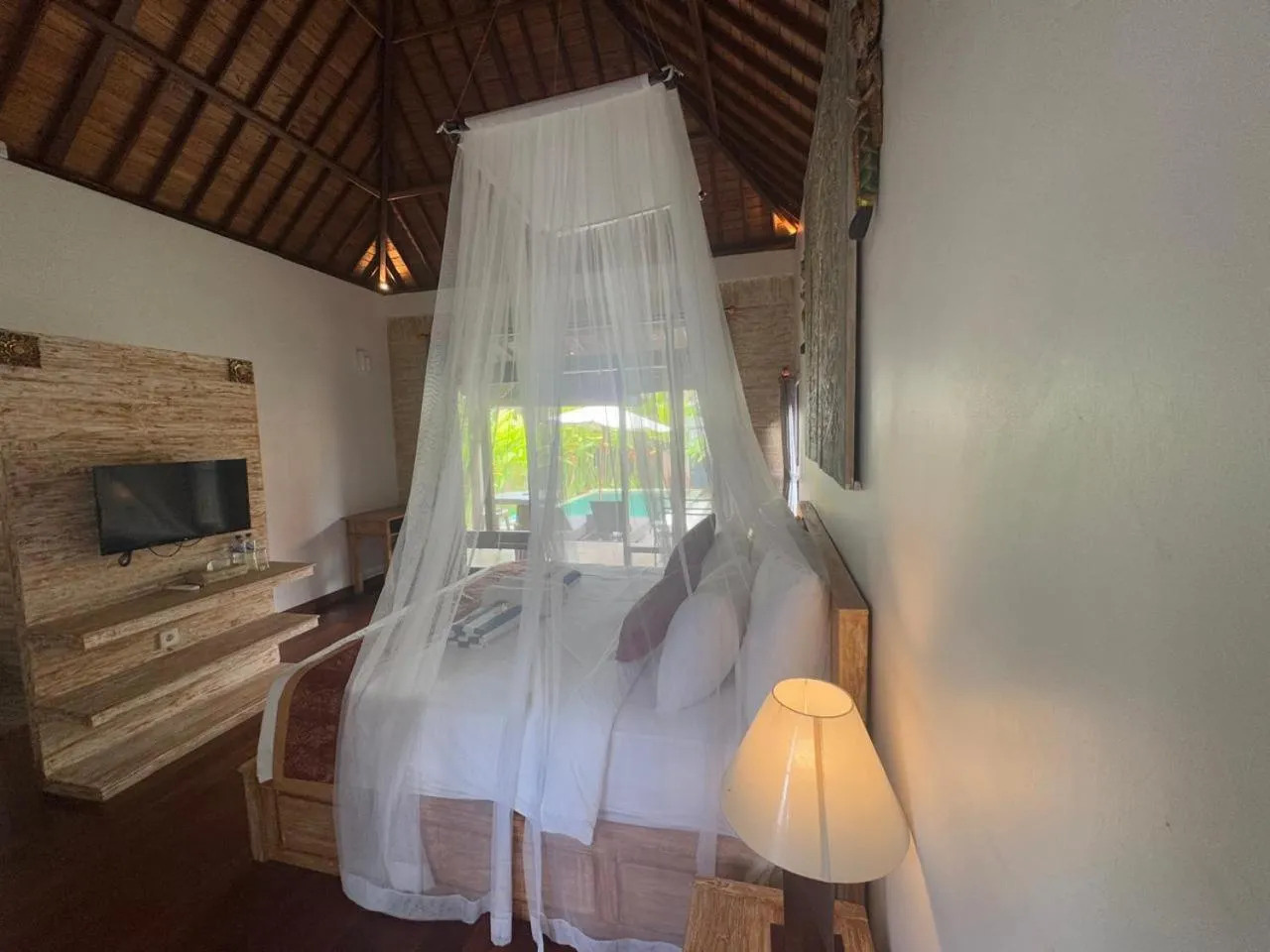 Property building, Bed in Sridewi Villas Ubud