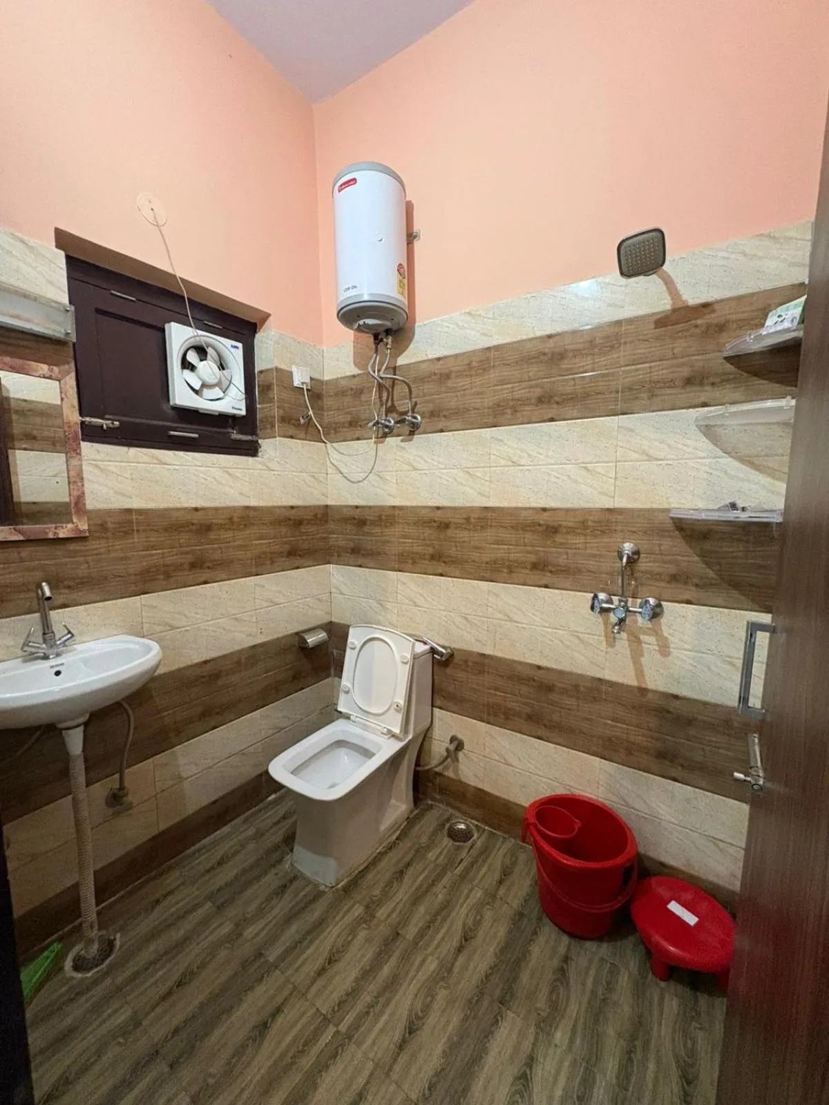 Chirag Homestay Kainchi