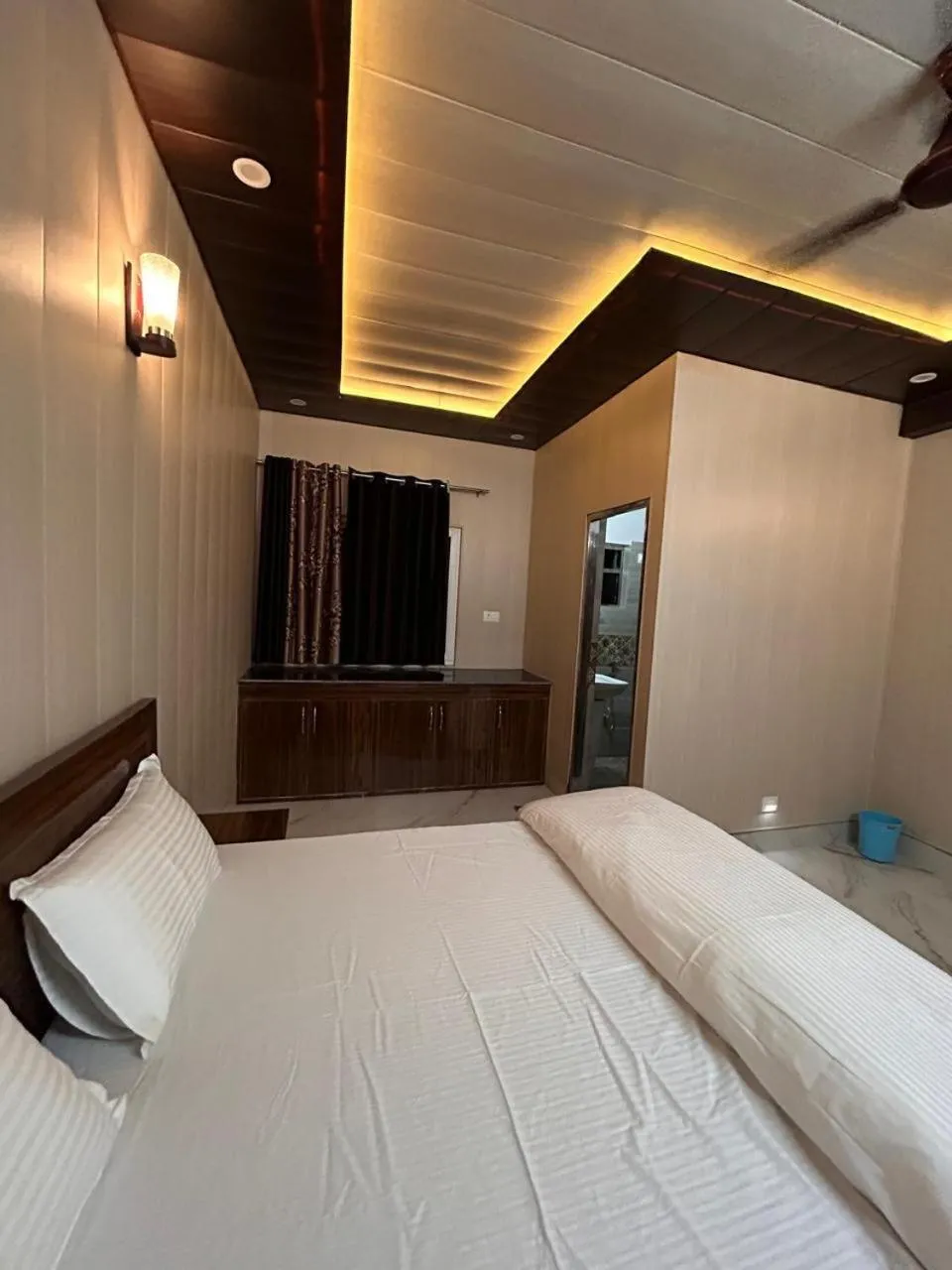 Bed in Chirag Homestay Kainchi