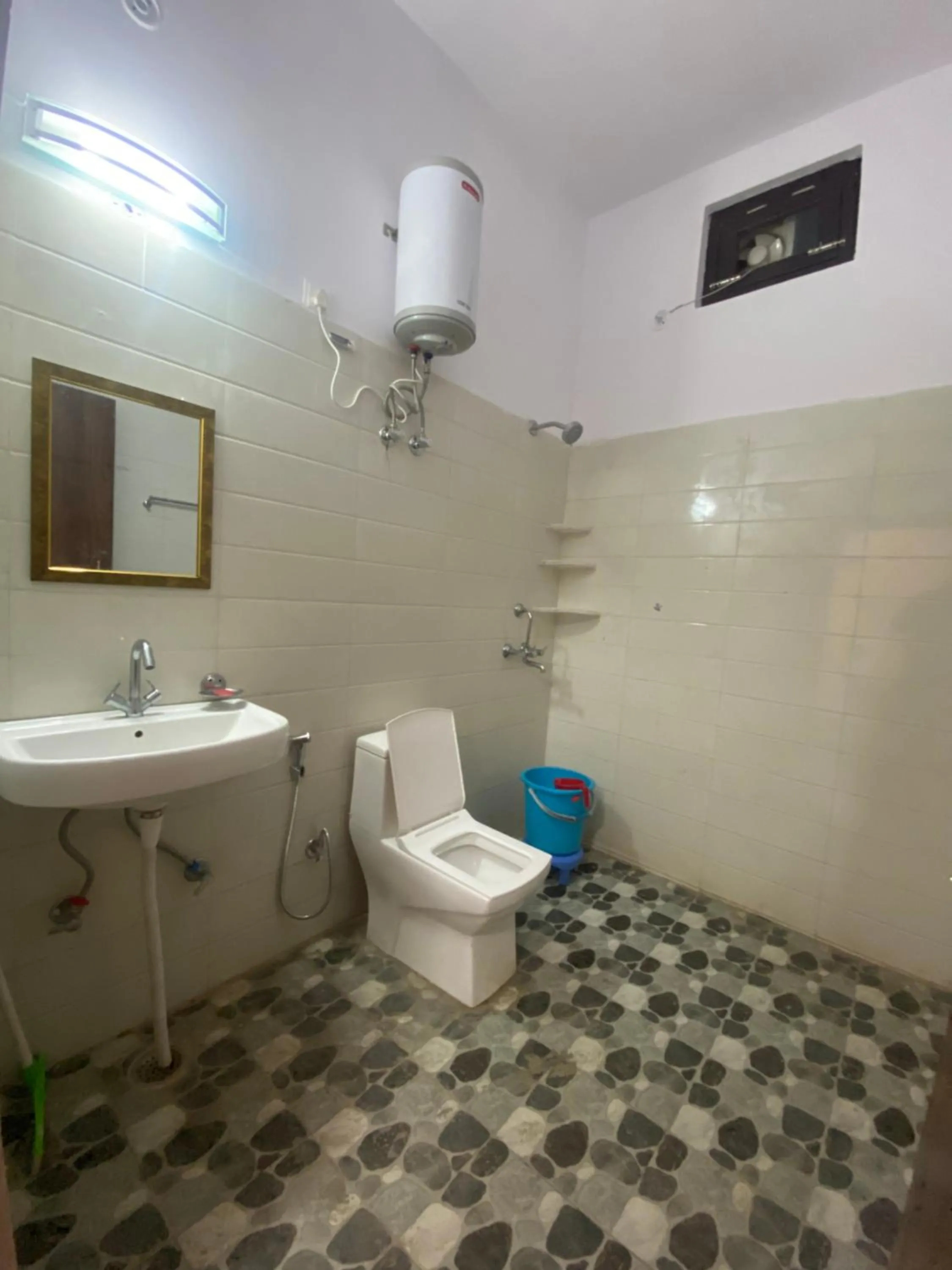 Chirag Homestay Kainchi