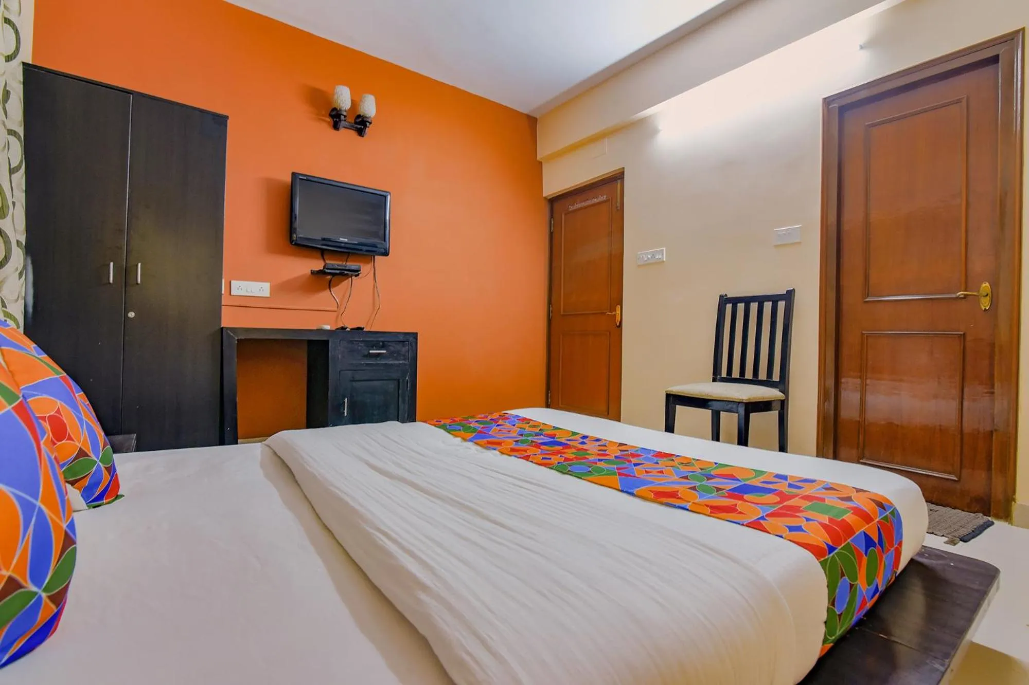 Bed in FabHotel New kolkata Residency Inn - Nr Axis Mall