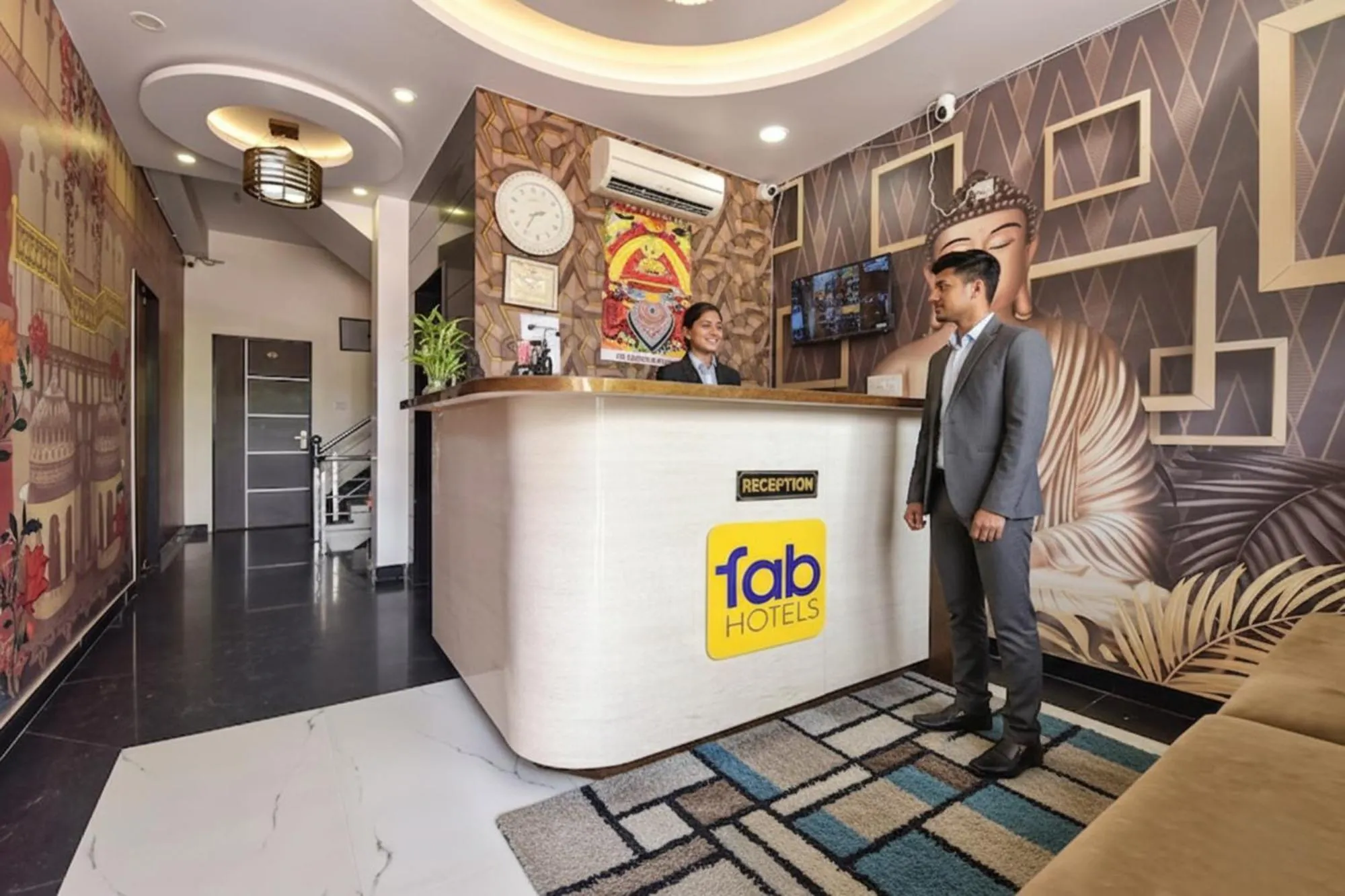 Lobby or reception in FabHotel Pink City - World Trade Park