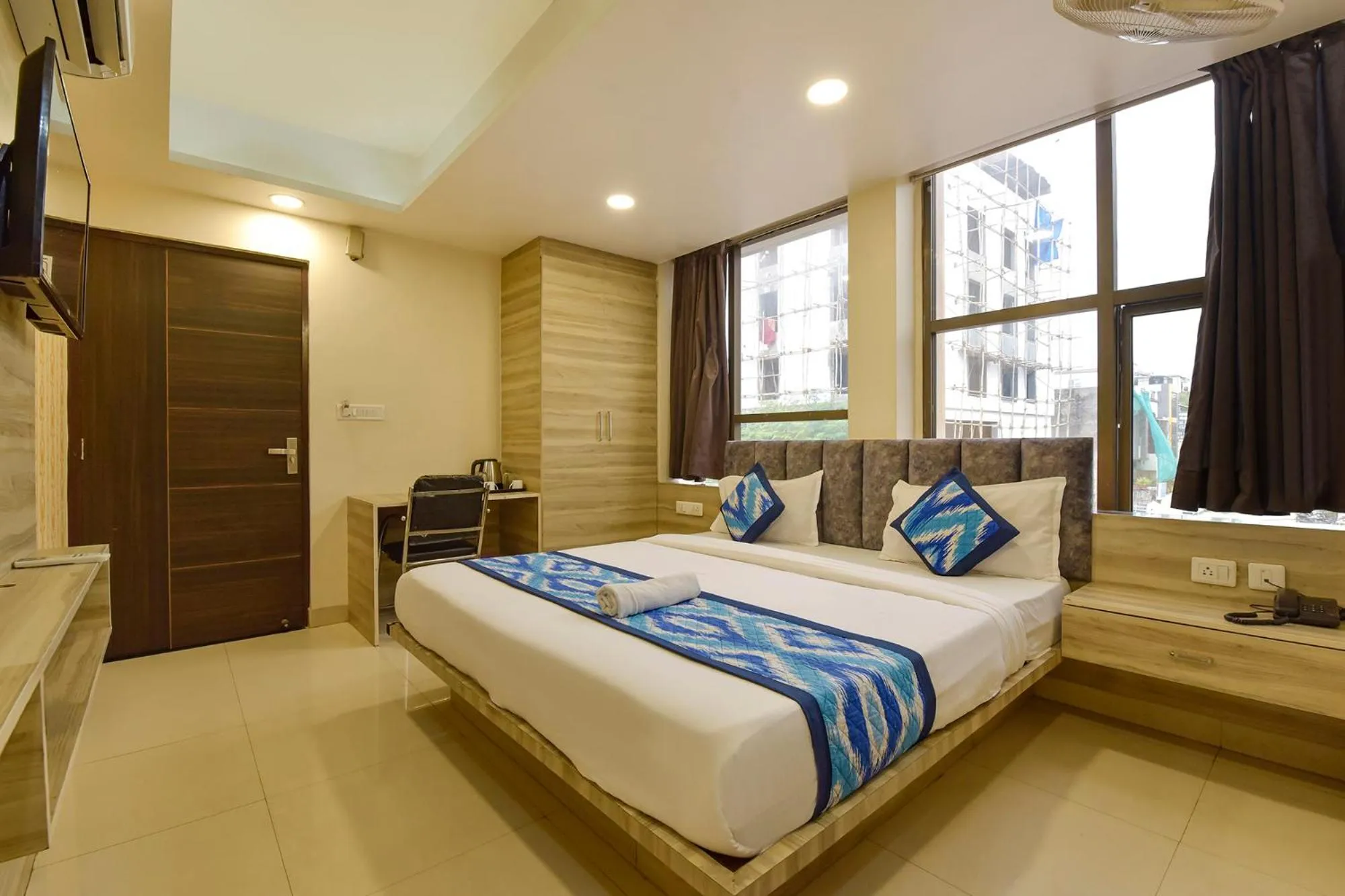 Bed in FabHotel Pink City - World Trade Park