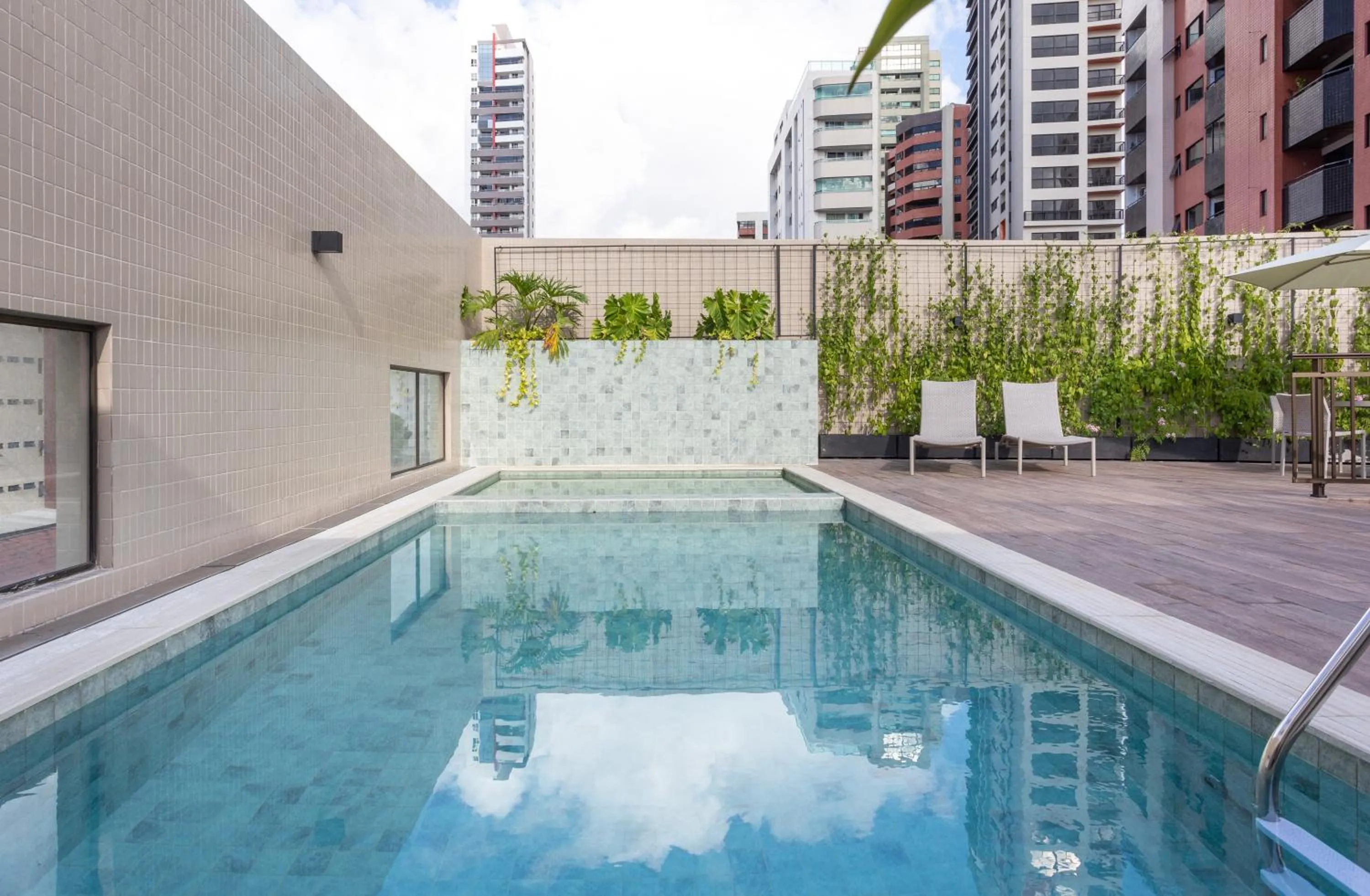 Swimming pool in Hotel Annamar Premium
