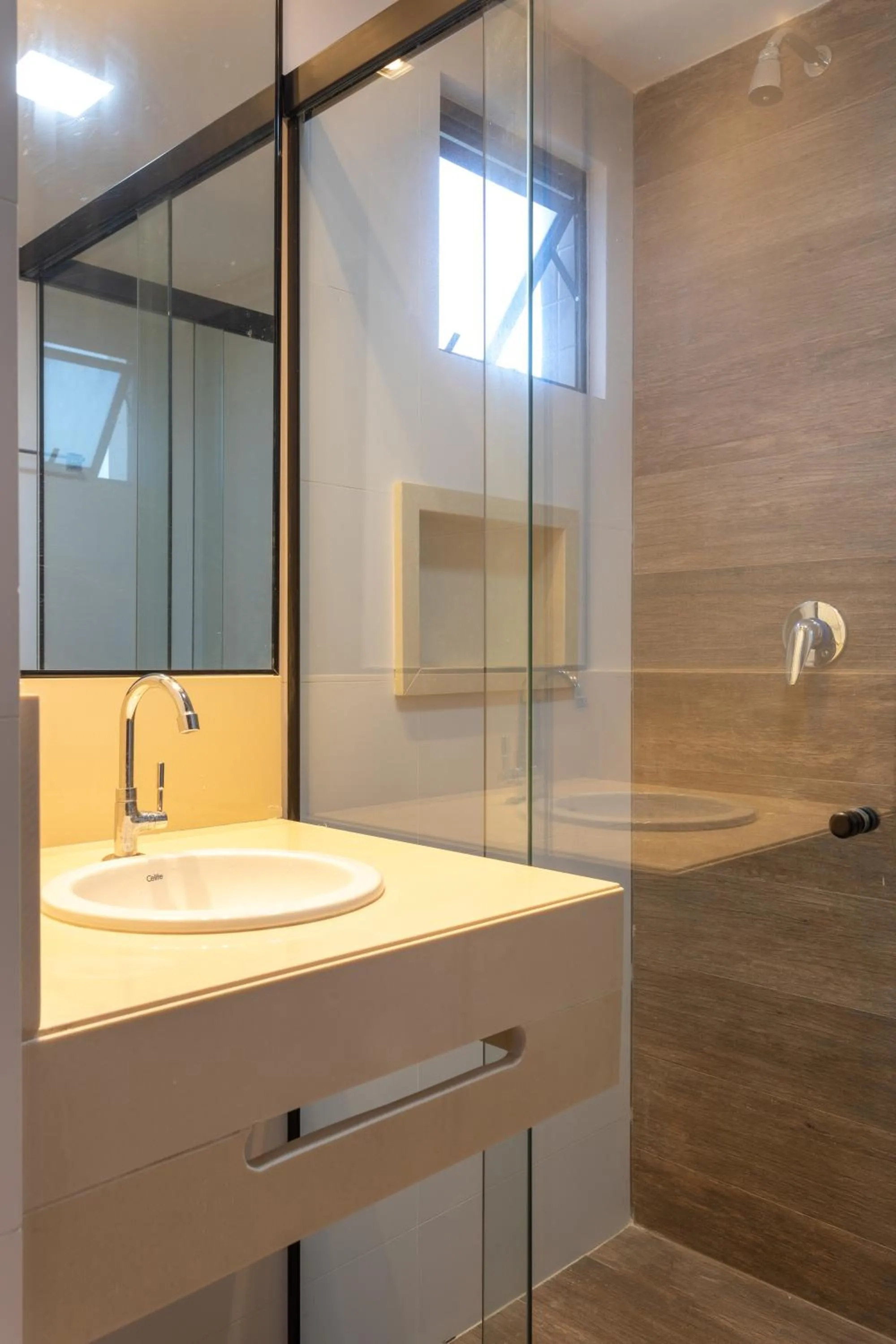 Shower in Hotel Annamar Premium