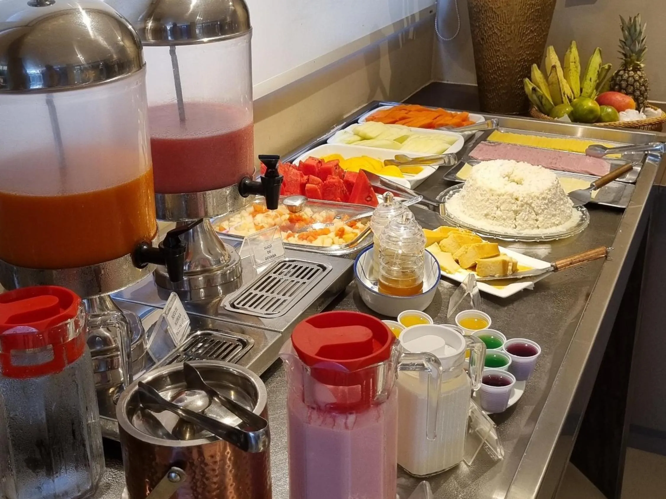 Breakfast in Hotel Annamar Premium