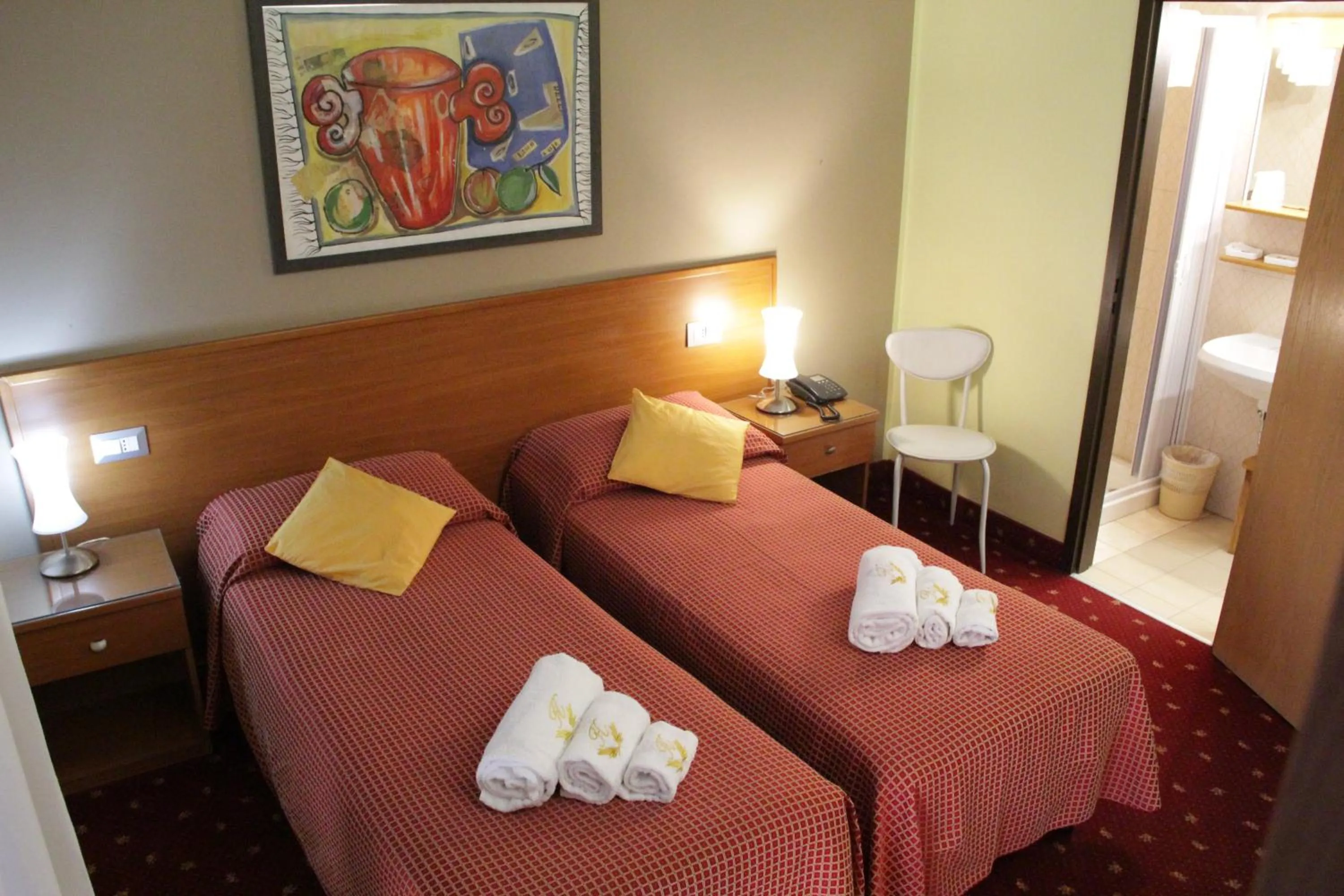 Bedroom, Bed in Hotel Lugano