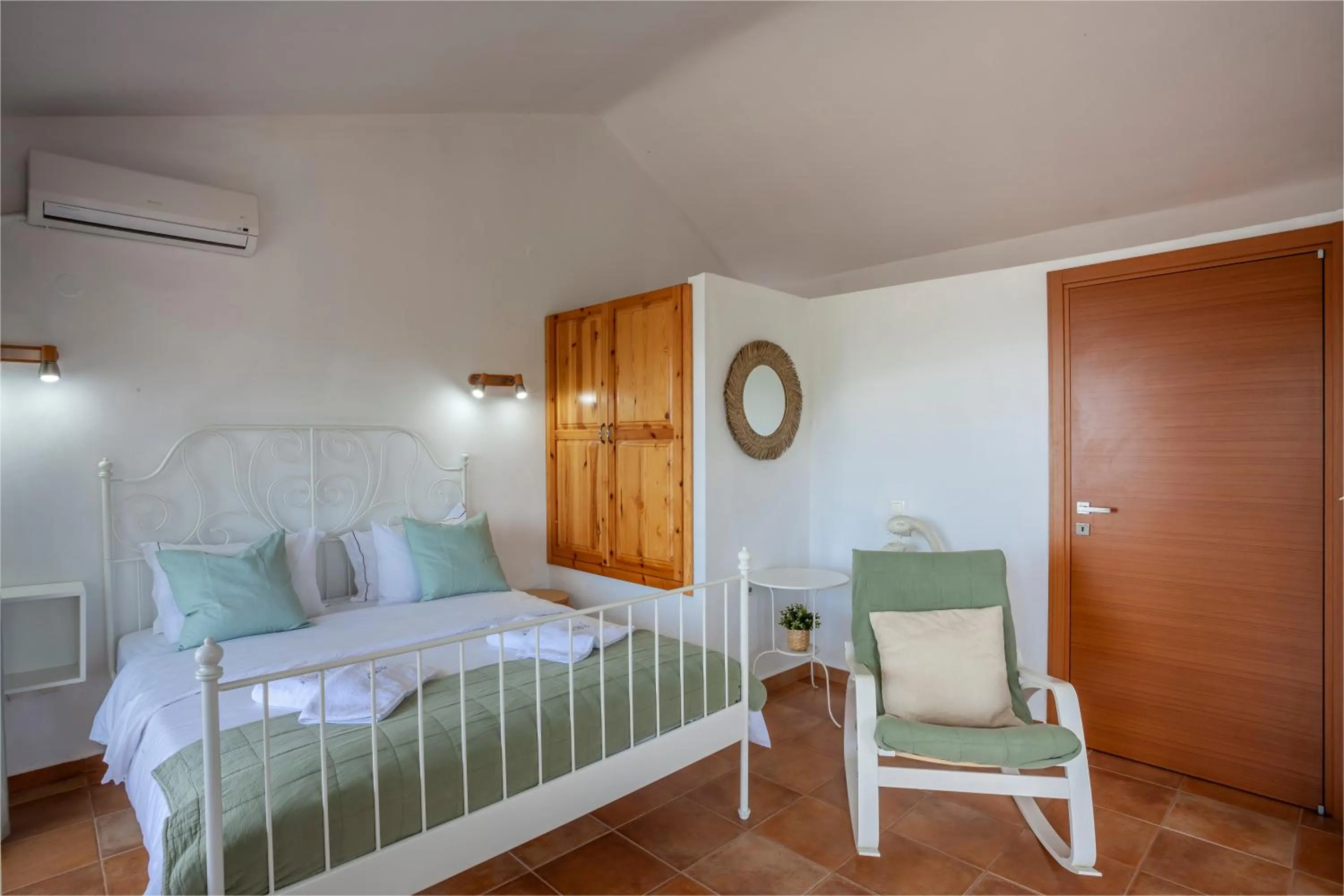 Bed in Alterra Vita Homes By the Sea