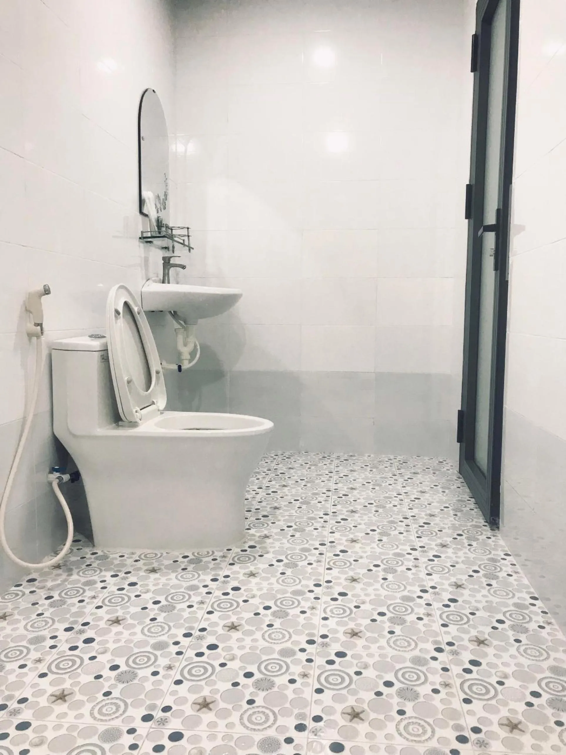 Shower in Khách Sạn Mỹ Hằng