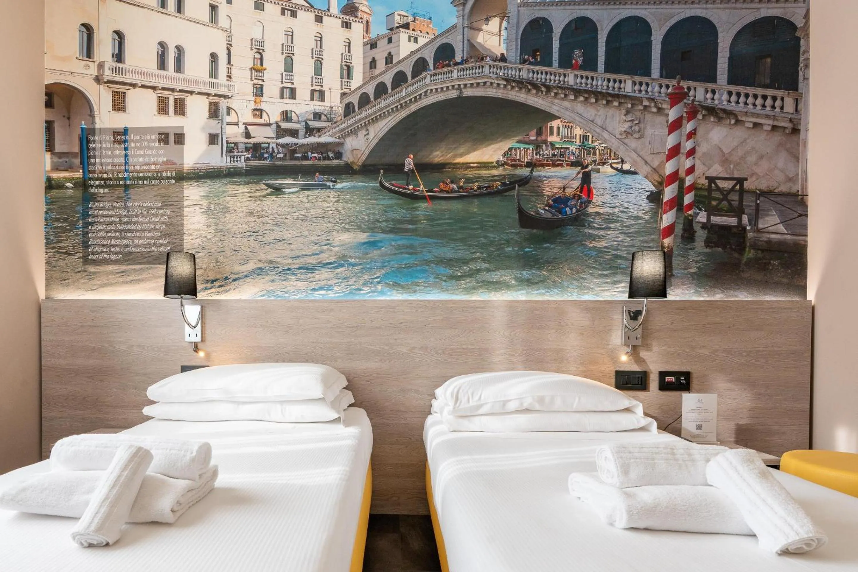 Bedroom, Bed in Jet Hotel, Sure Hotel Collection by Best Western