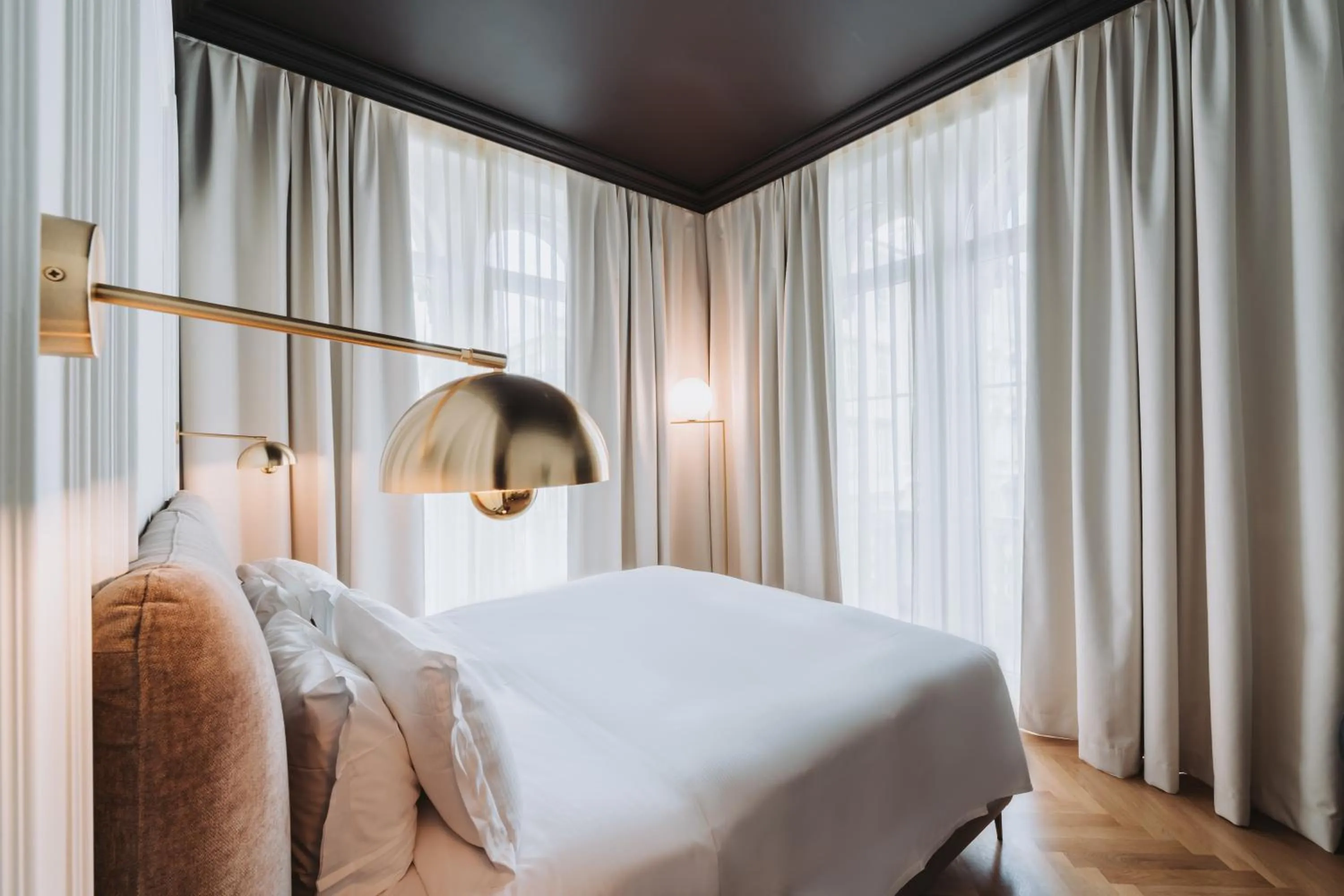 Bed in Hotel Continentale