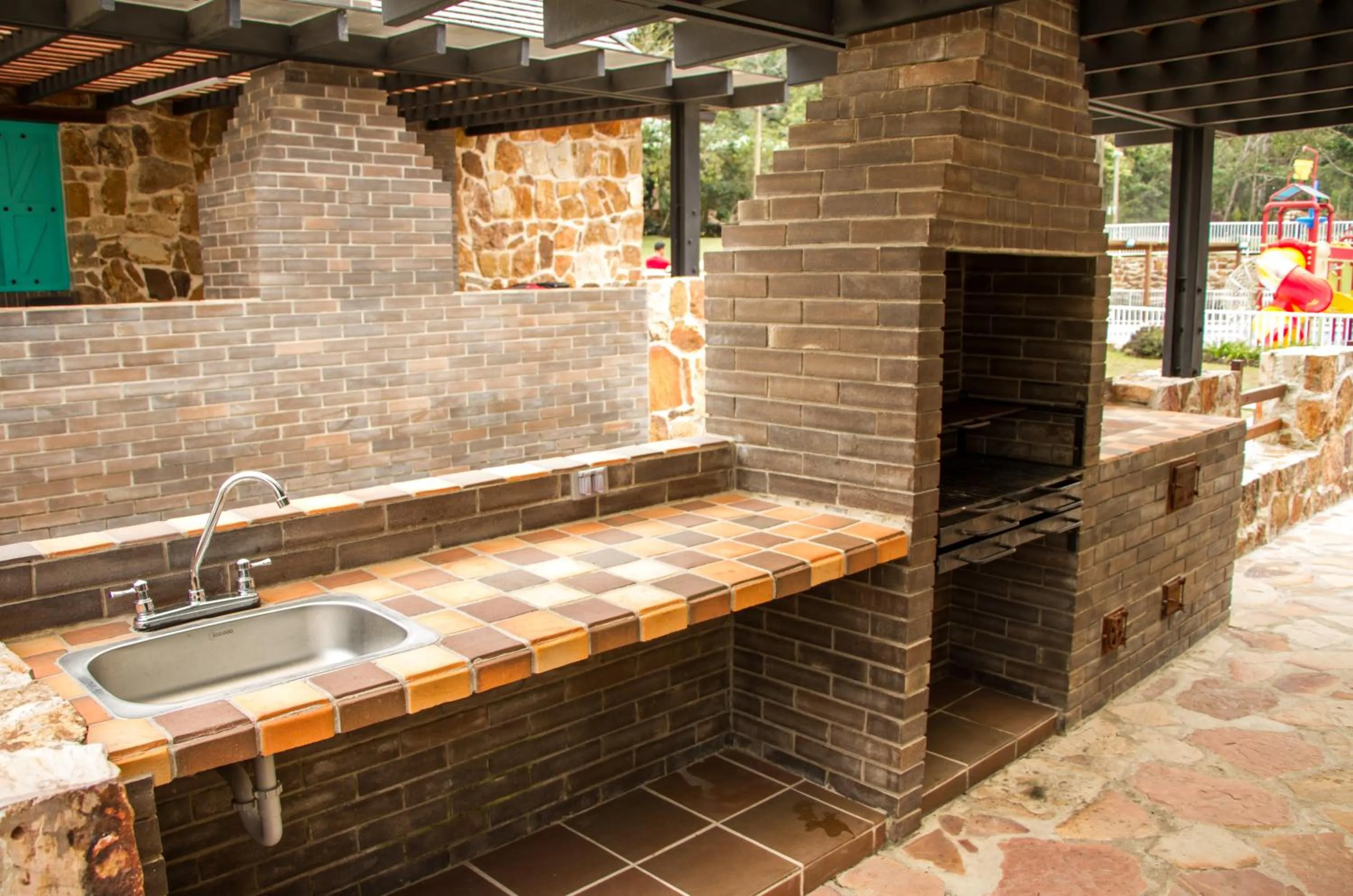 BBQ facilities in Hotel Mesa De Los Santos