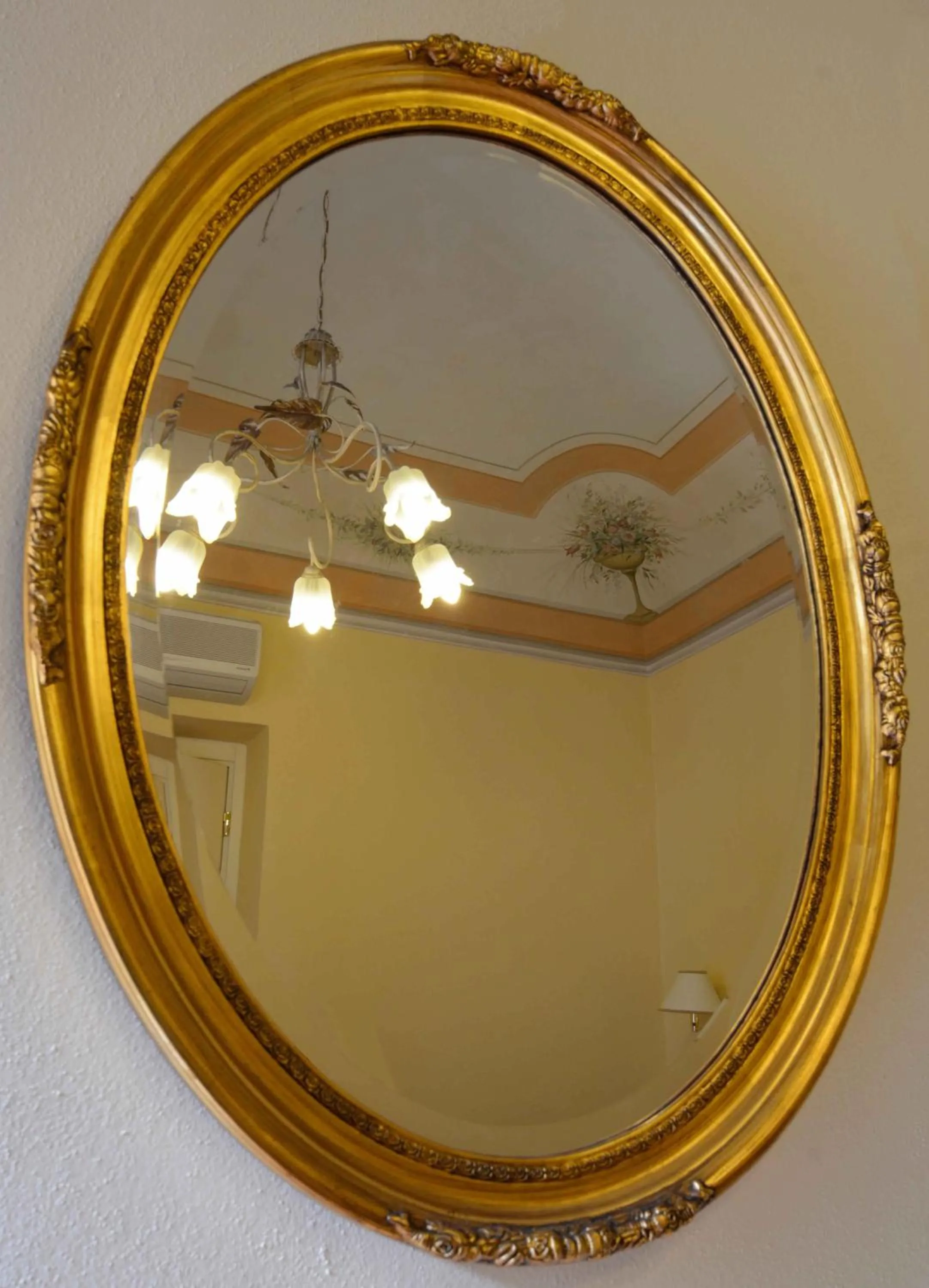 Decorative detail in Hotel Di Stefano